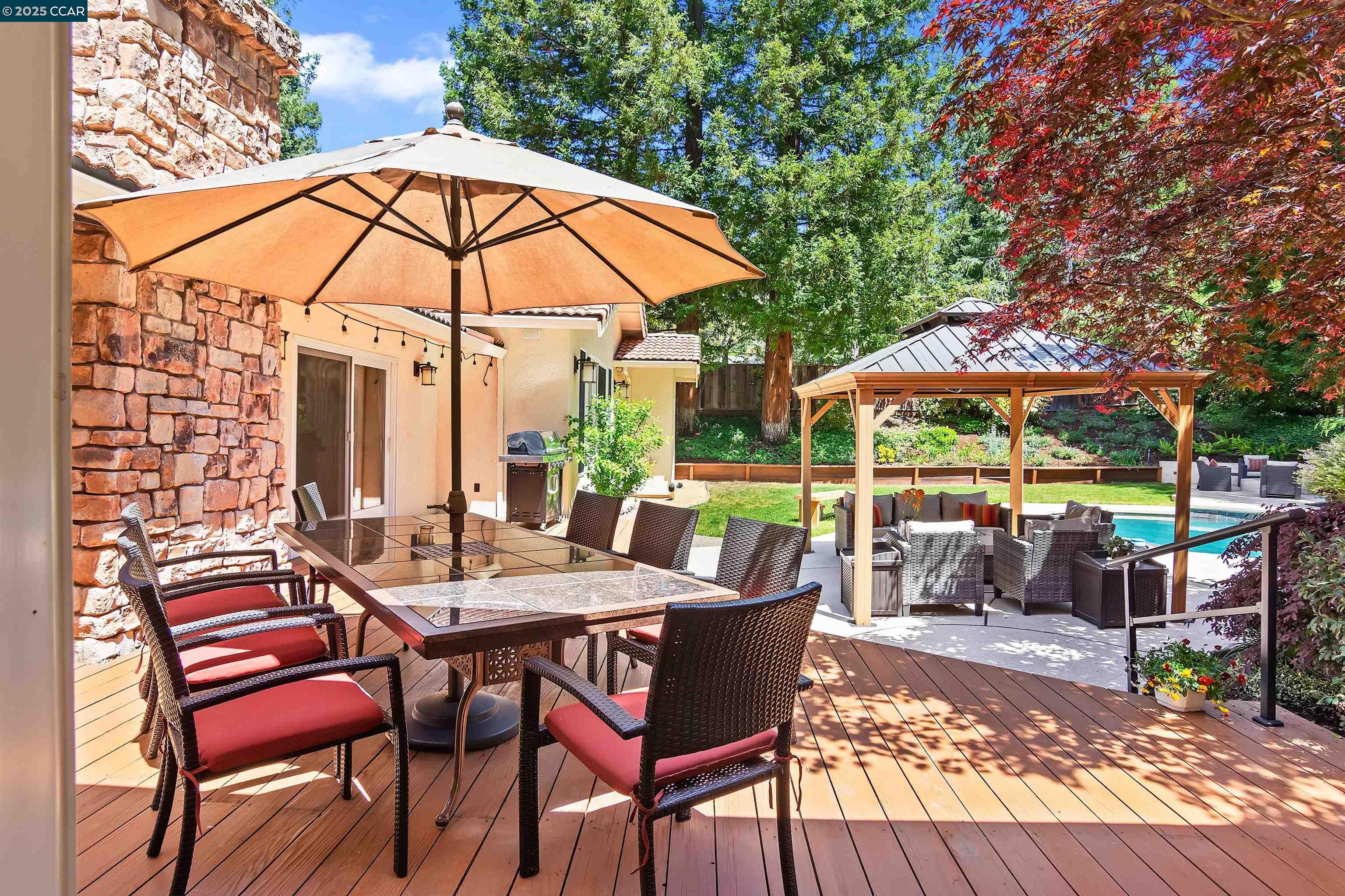 2142 Deer Oak Way