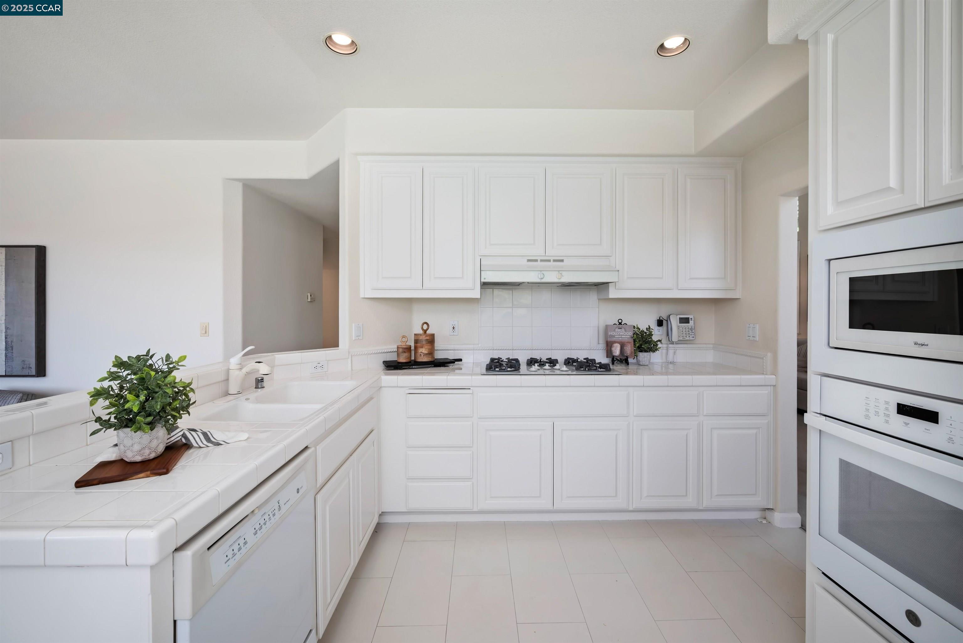 252 Jasmine Way