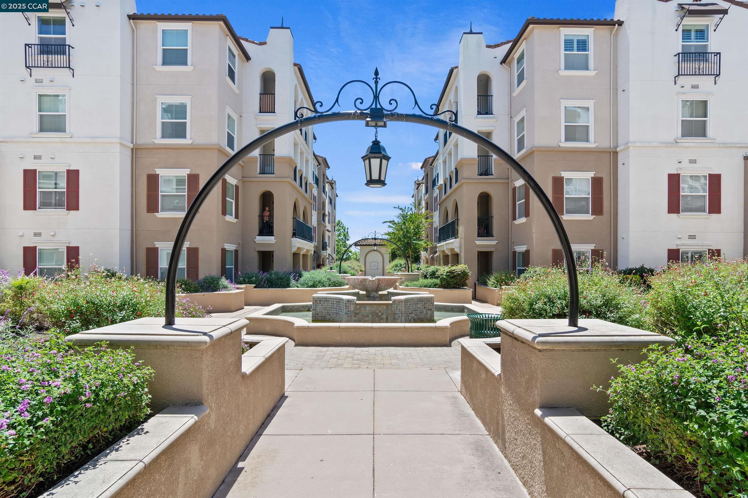 3240 Maguire Way # 401