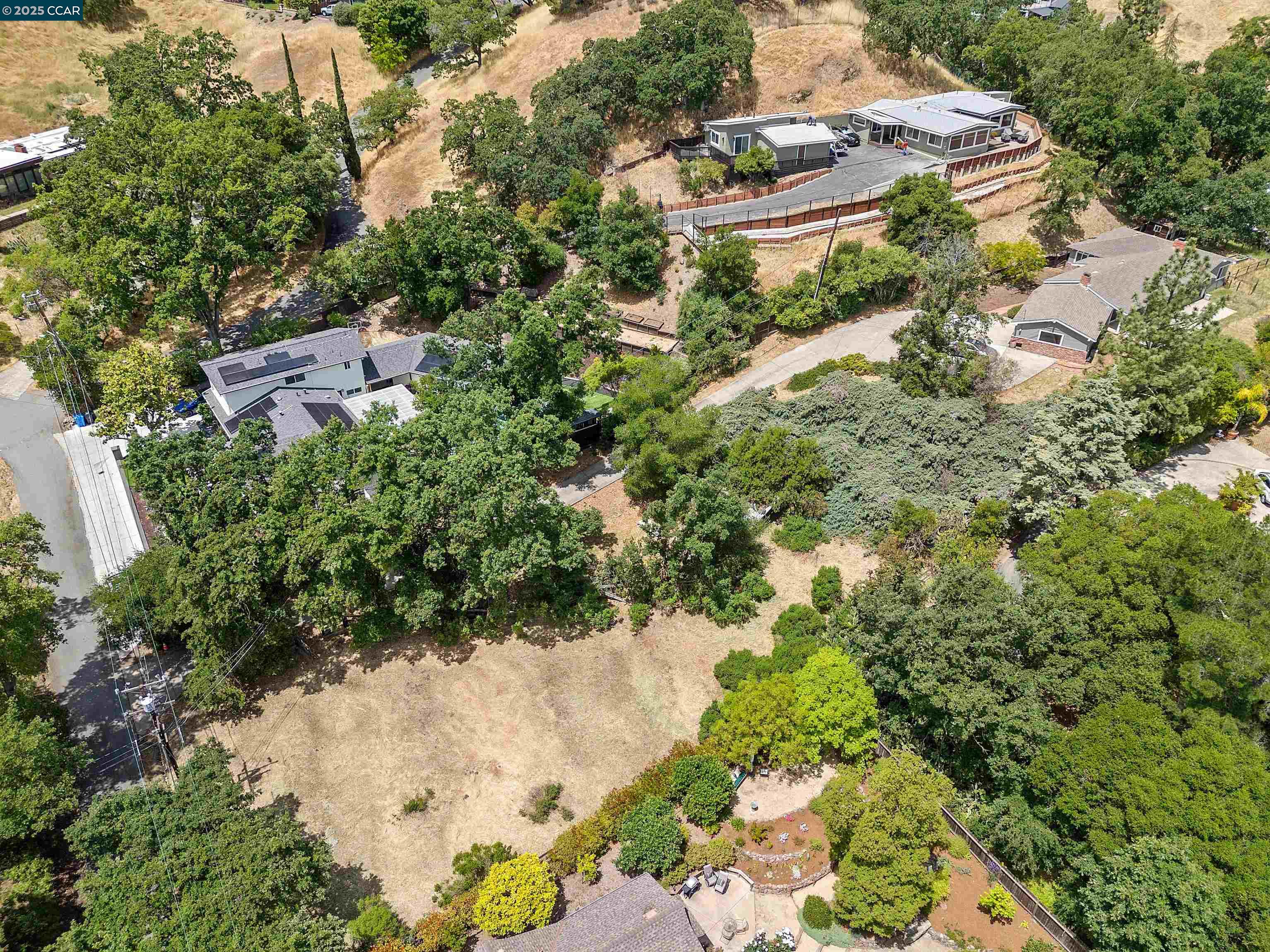 1810 Meadow Lane