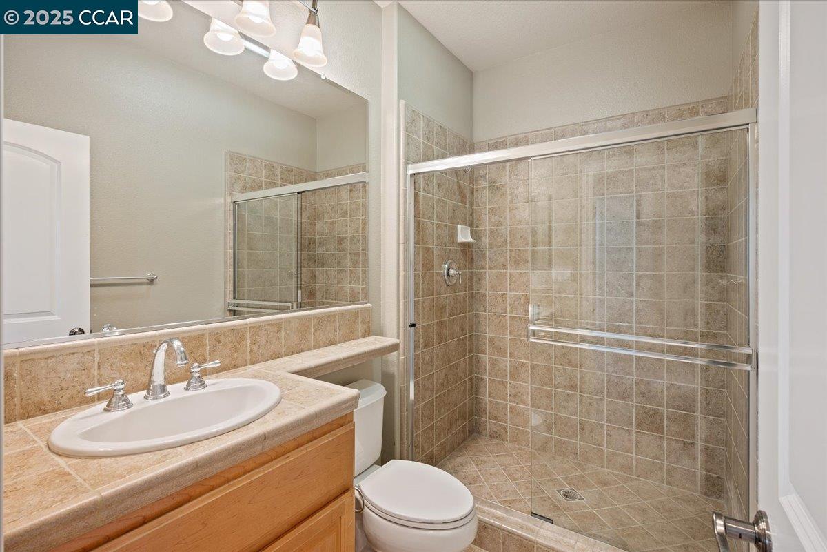 2901 Embleton Ln