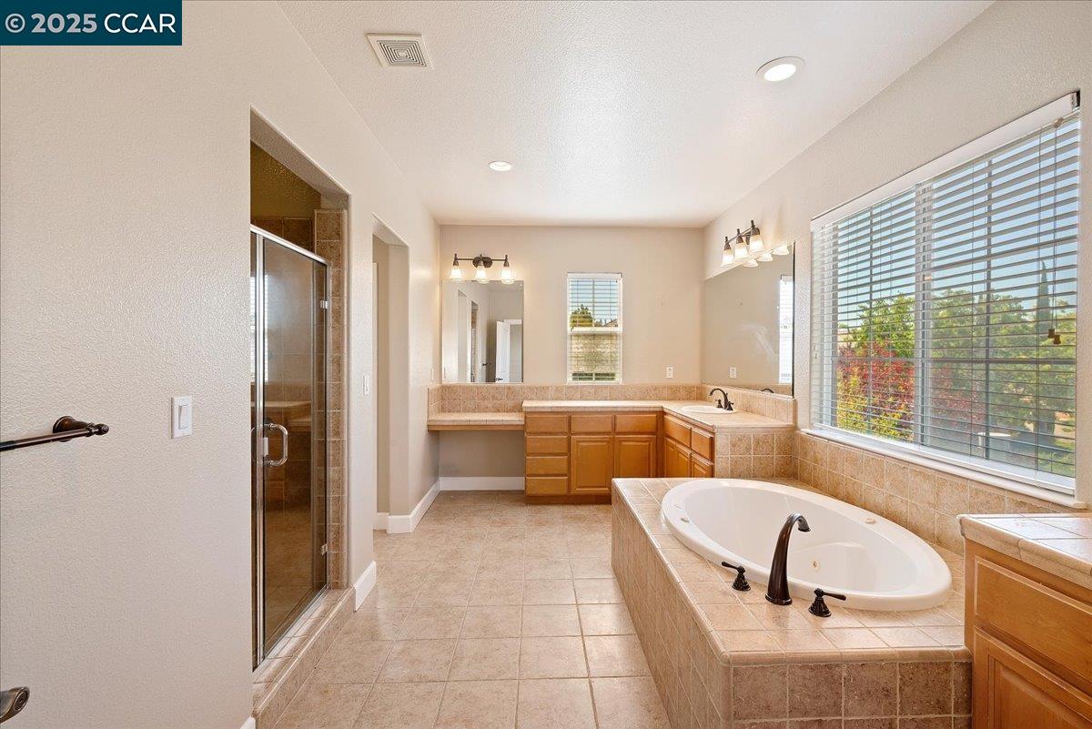 2901 Embleton Ln