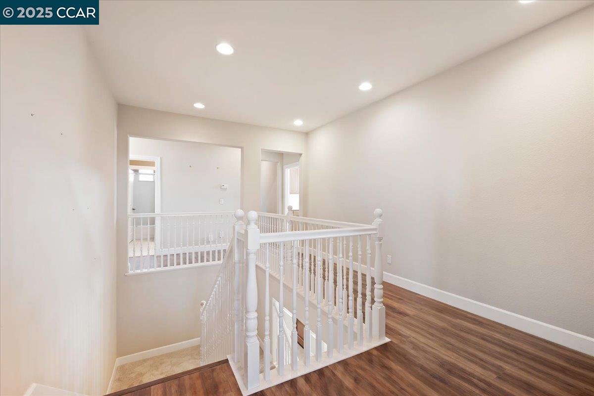 2901 Embleton Ln