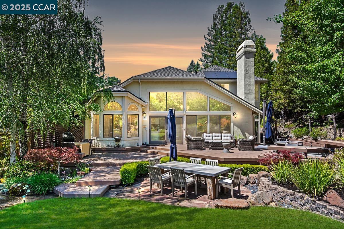 3100 Fox Creek Dr