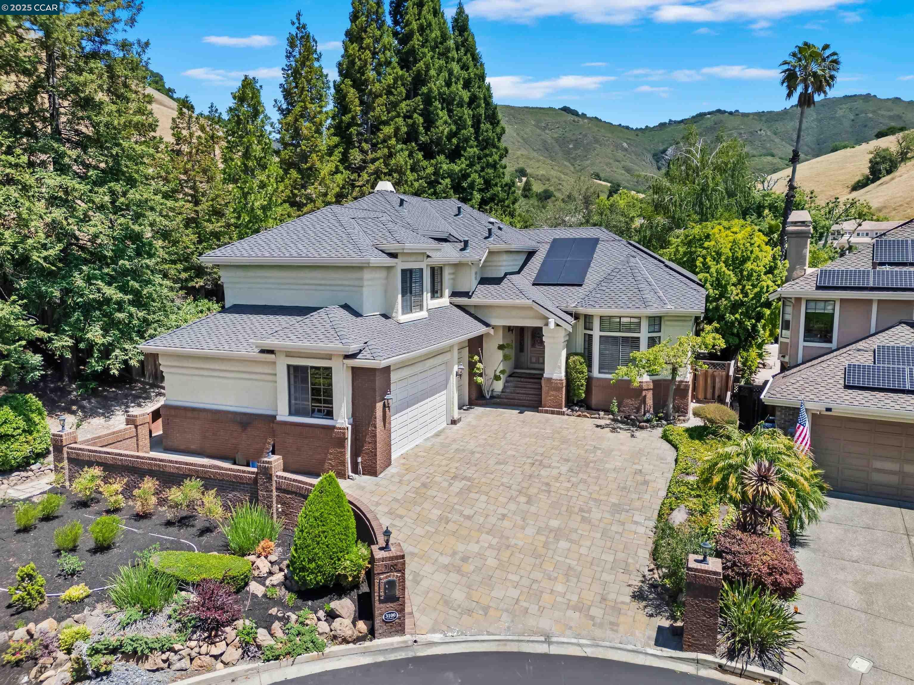 3100 Fox Creek Dr