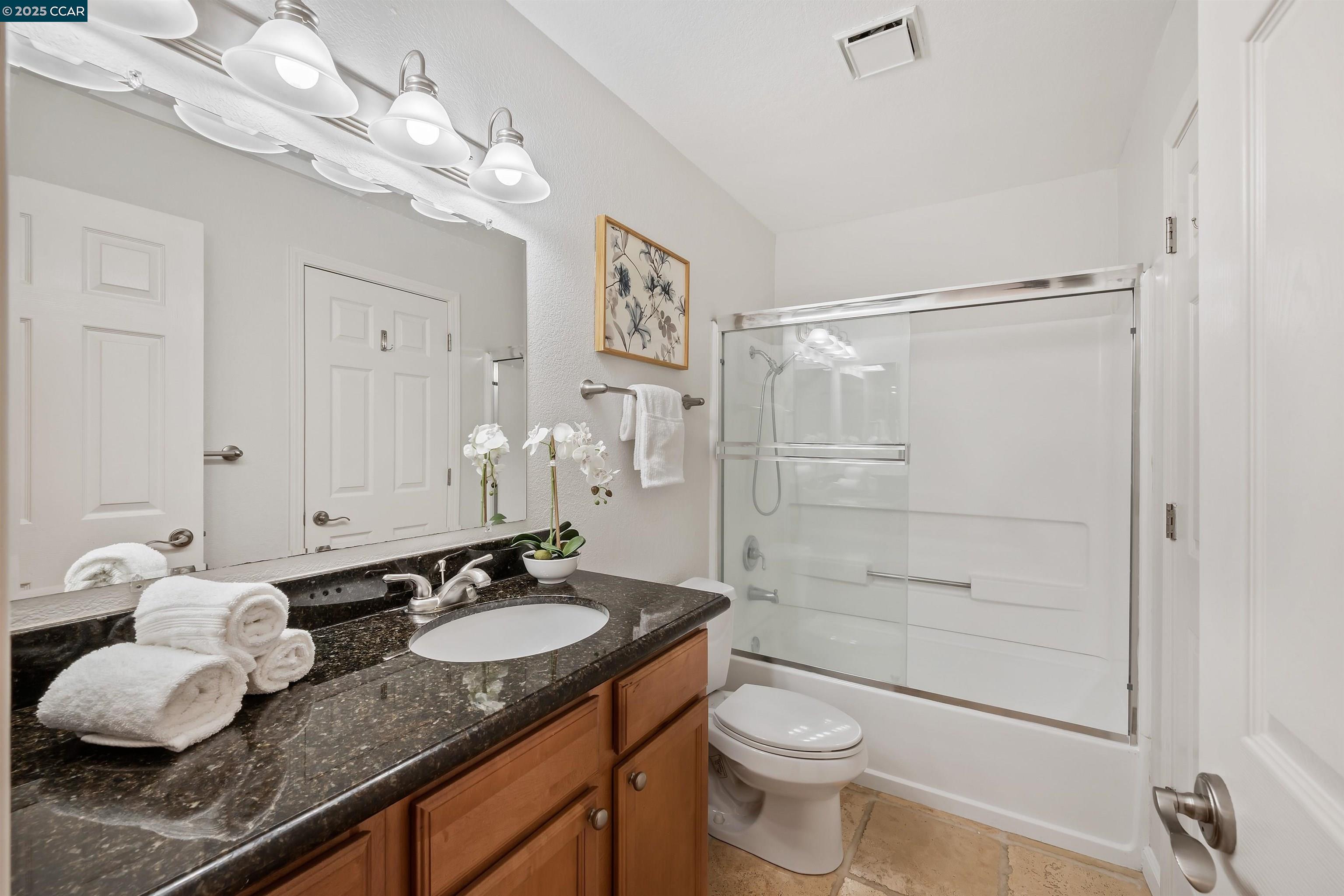 332 Eastridge Dr