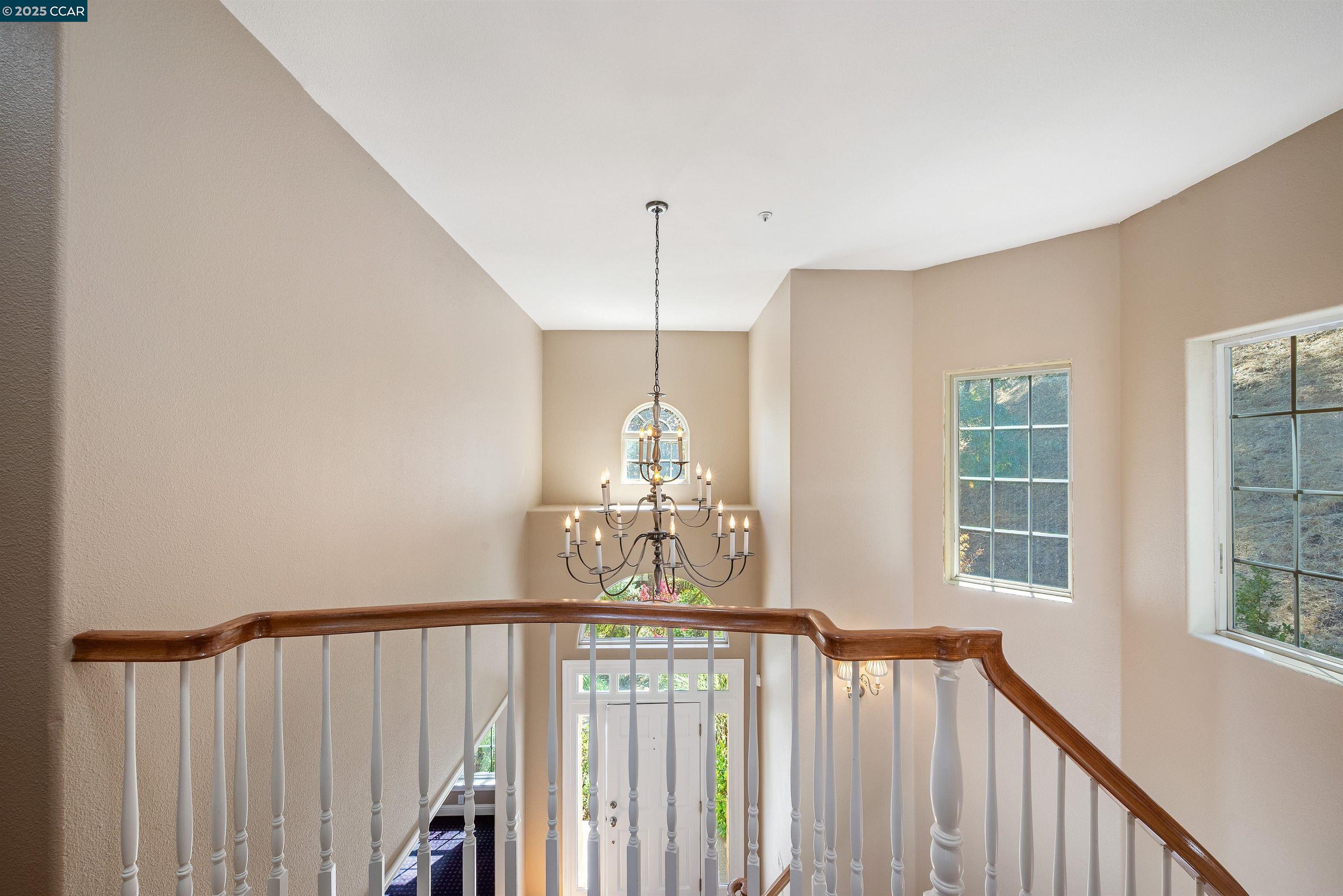20 Oak Crest Lane