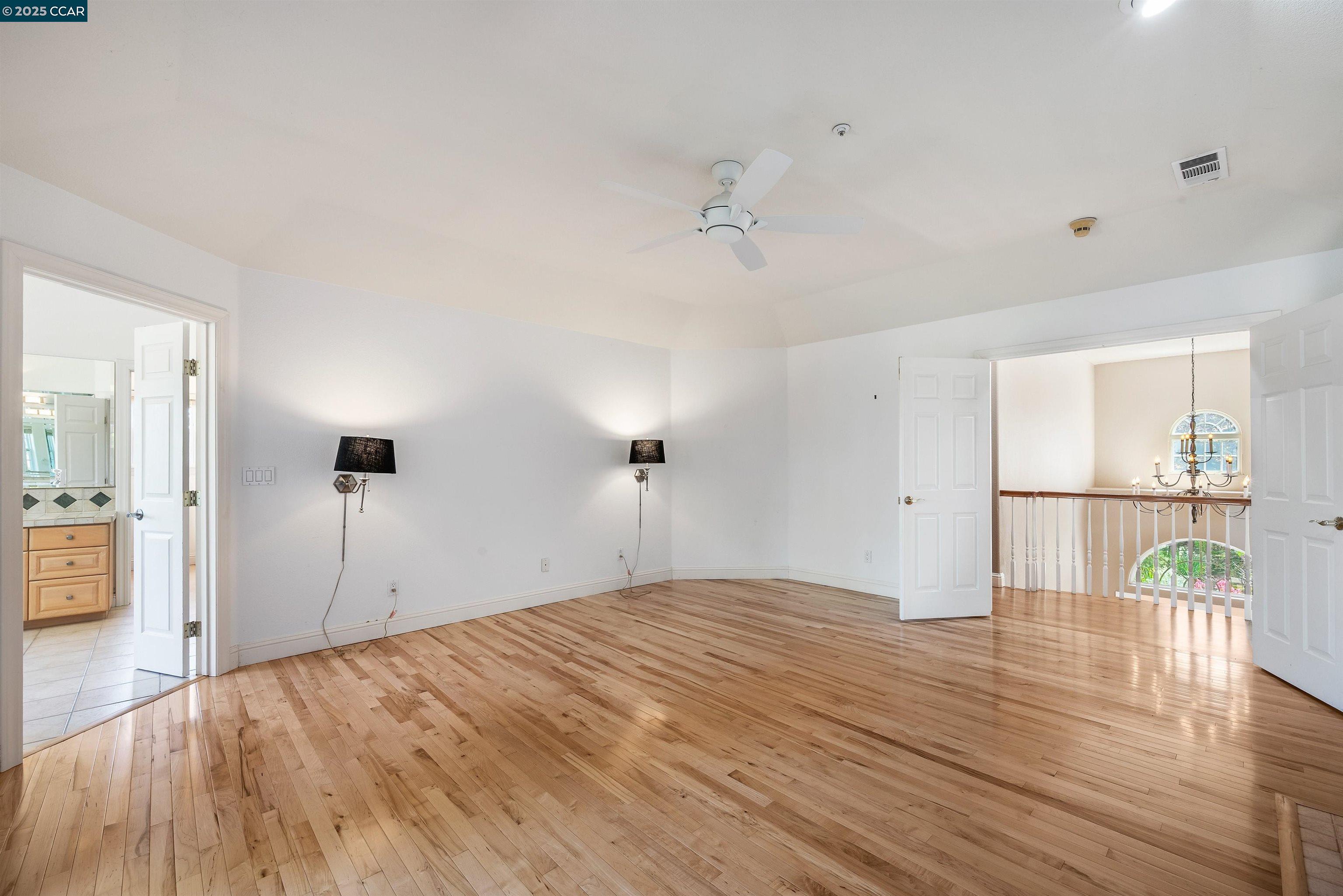 20 Oak Crest Lane