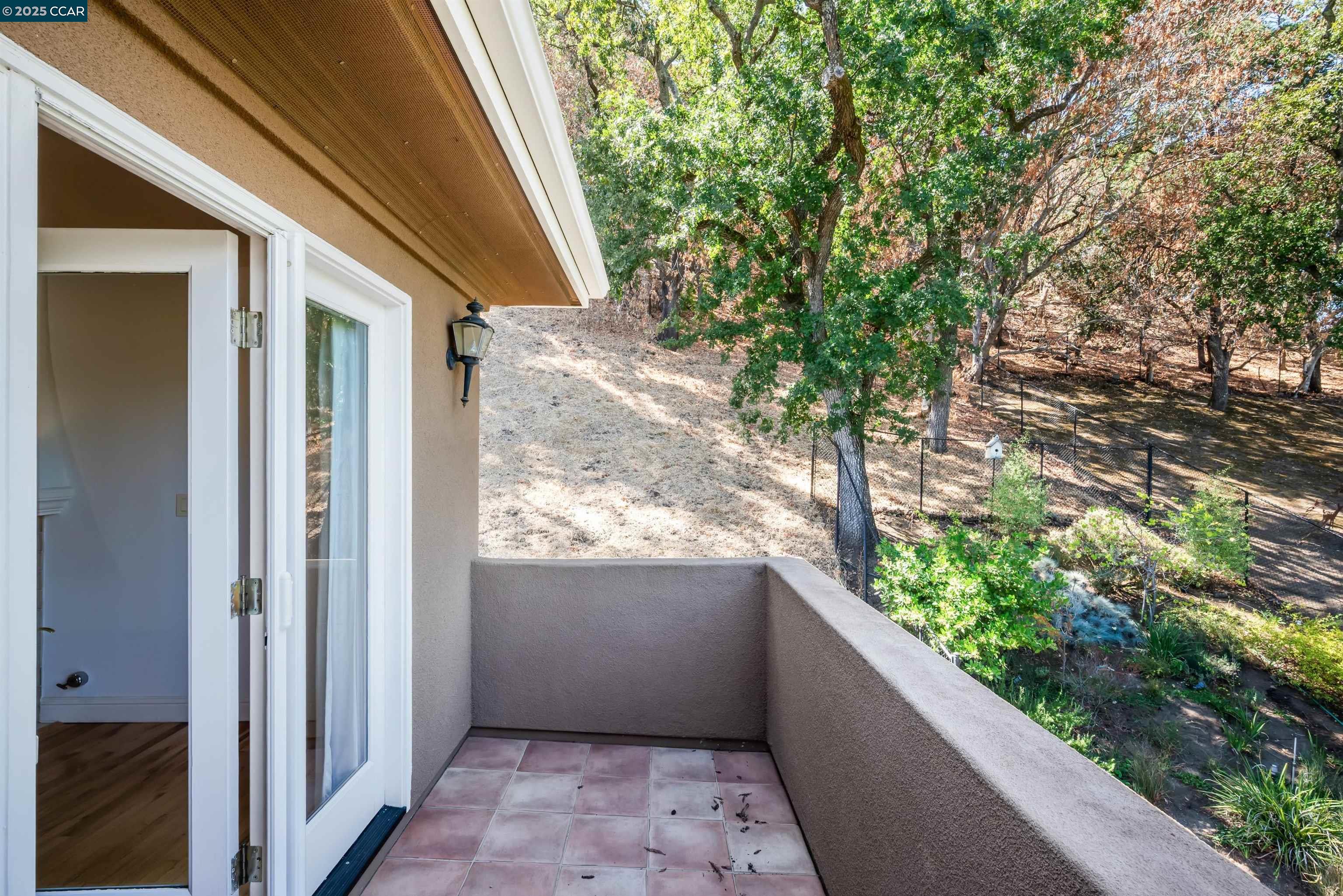20 Oak Crest Lane