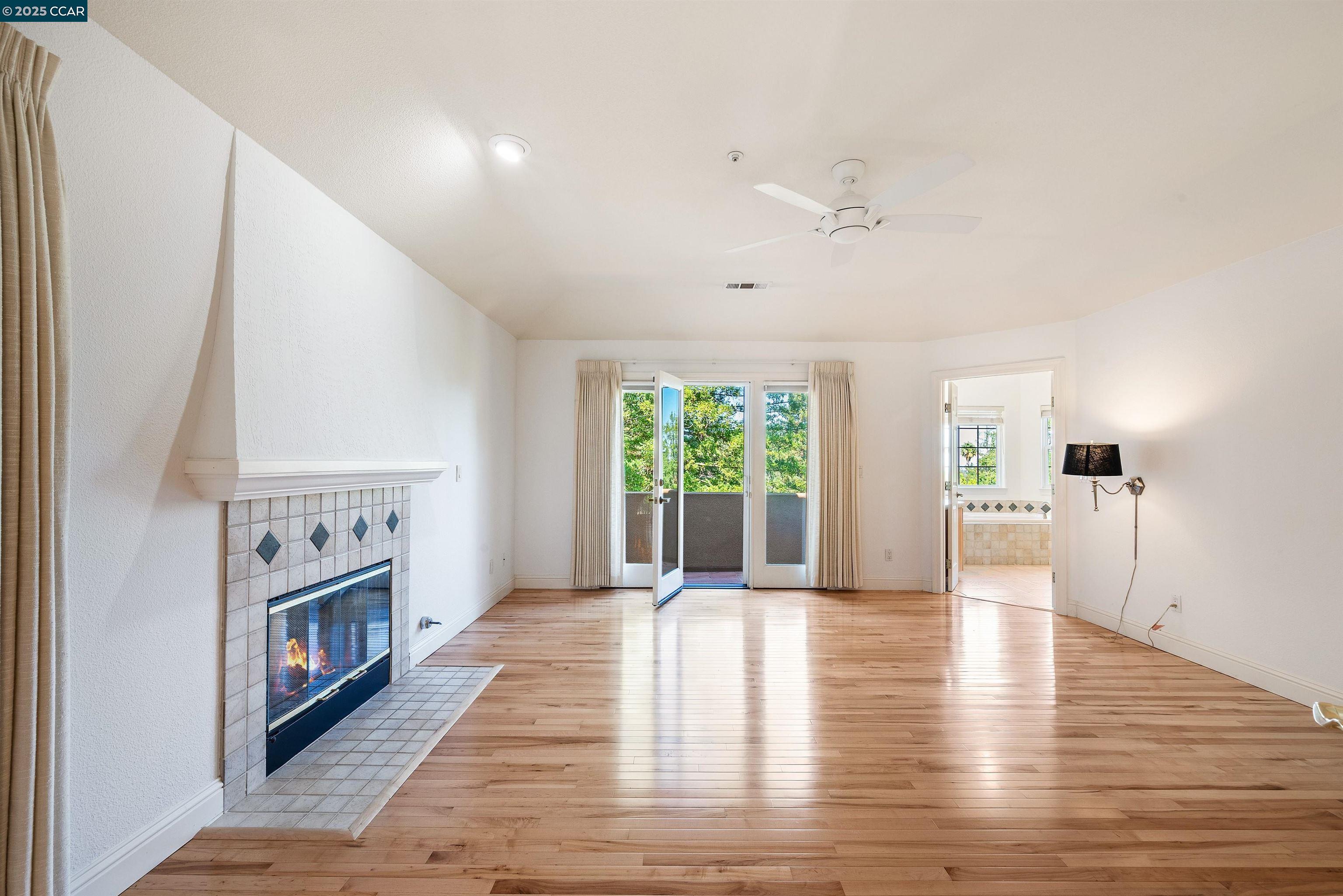 20 Oak Crest Lane