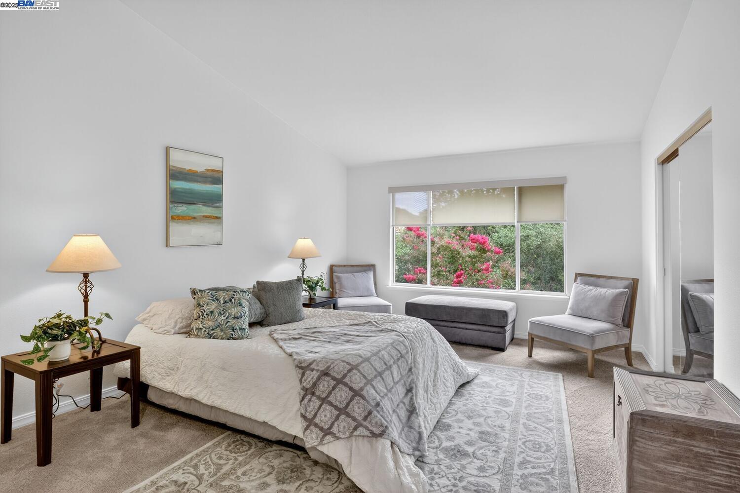 214 Bellflower Dr