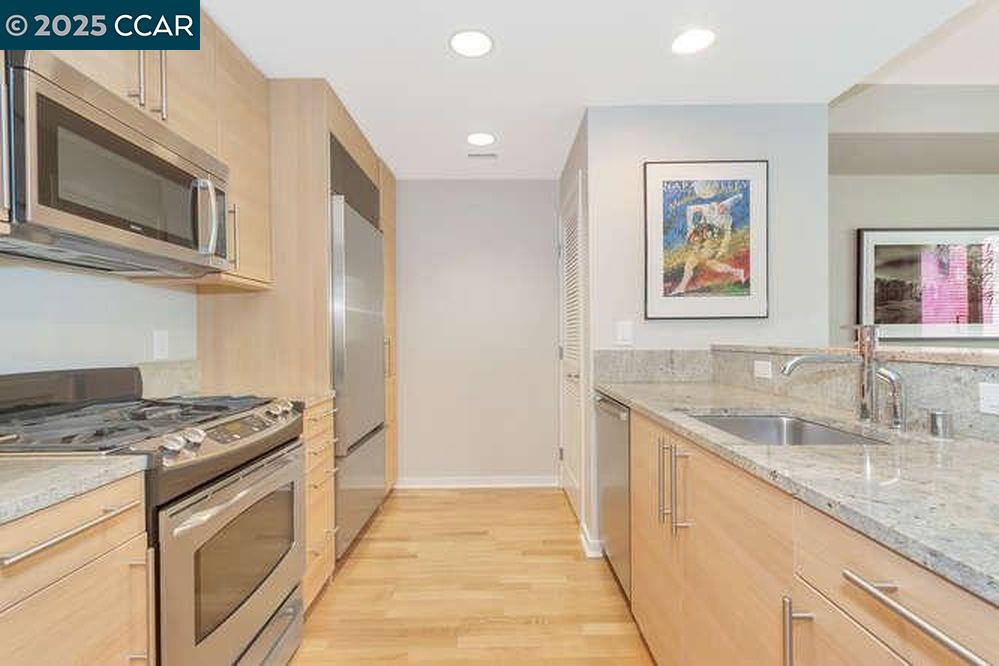 1655 N California Blvd # 259