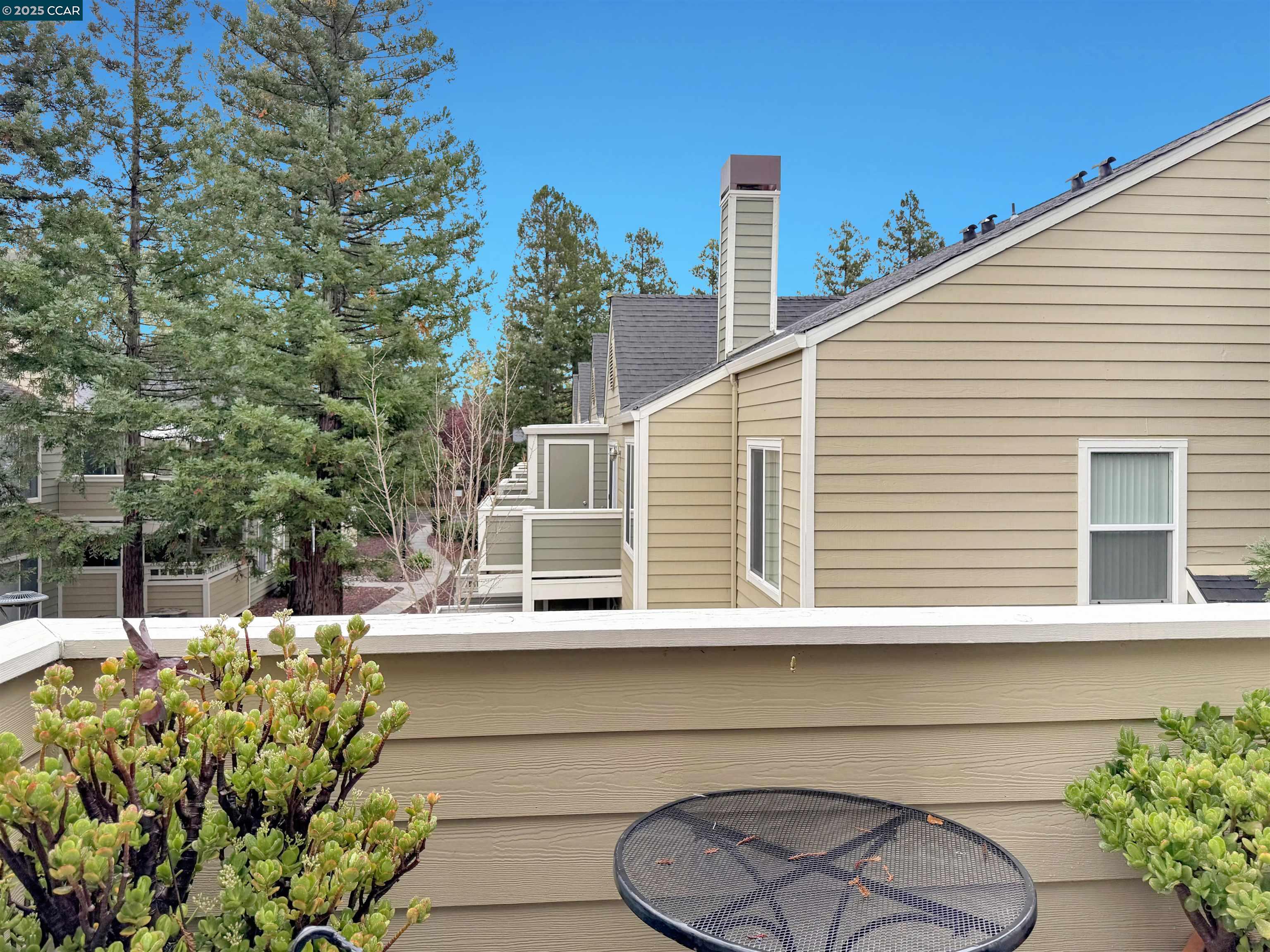 255 Reflections Dr # 21