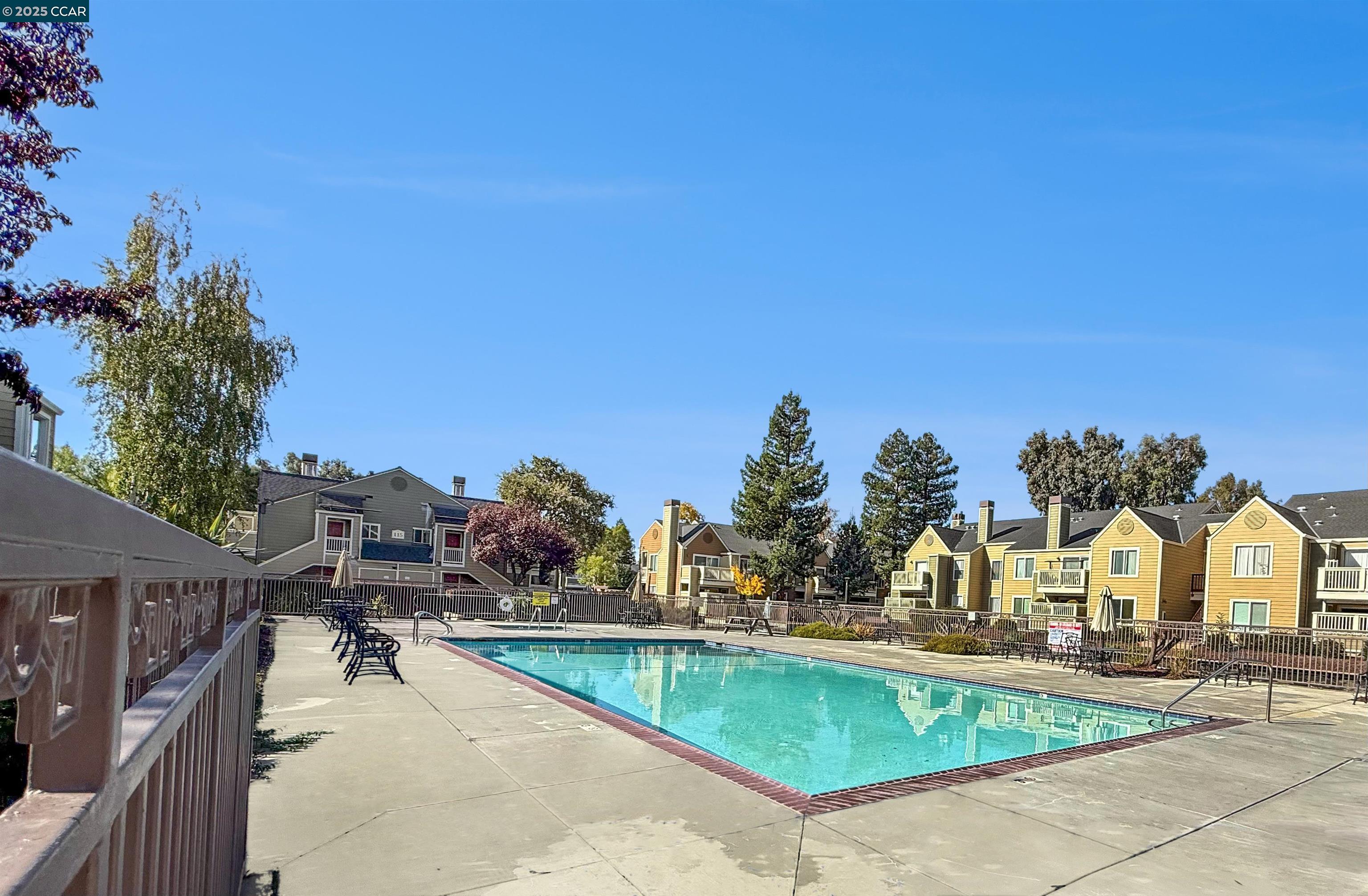 255 Reflections Dr # 21