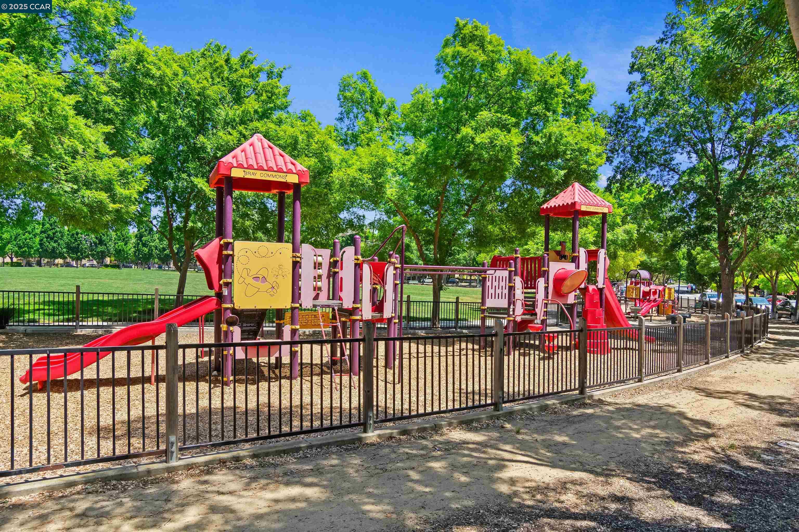 3240 Maguire Way # 401