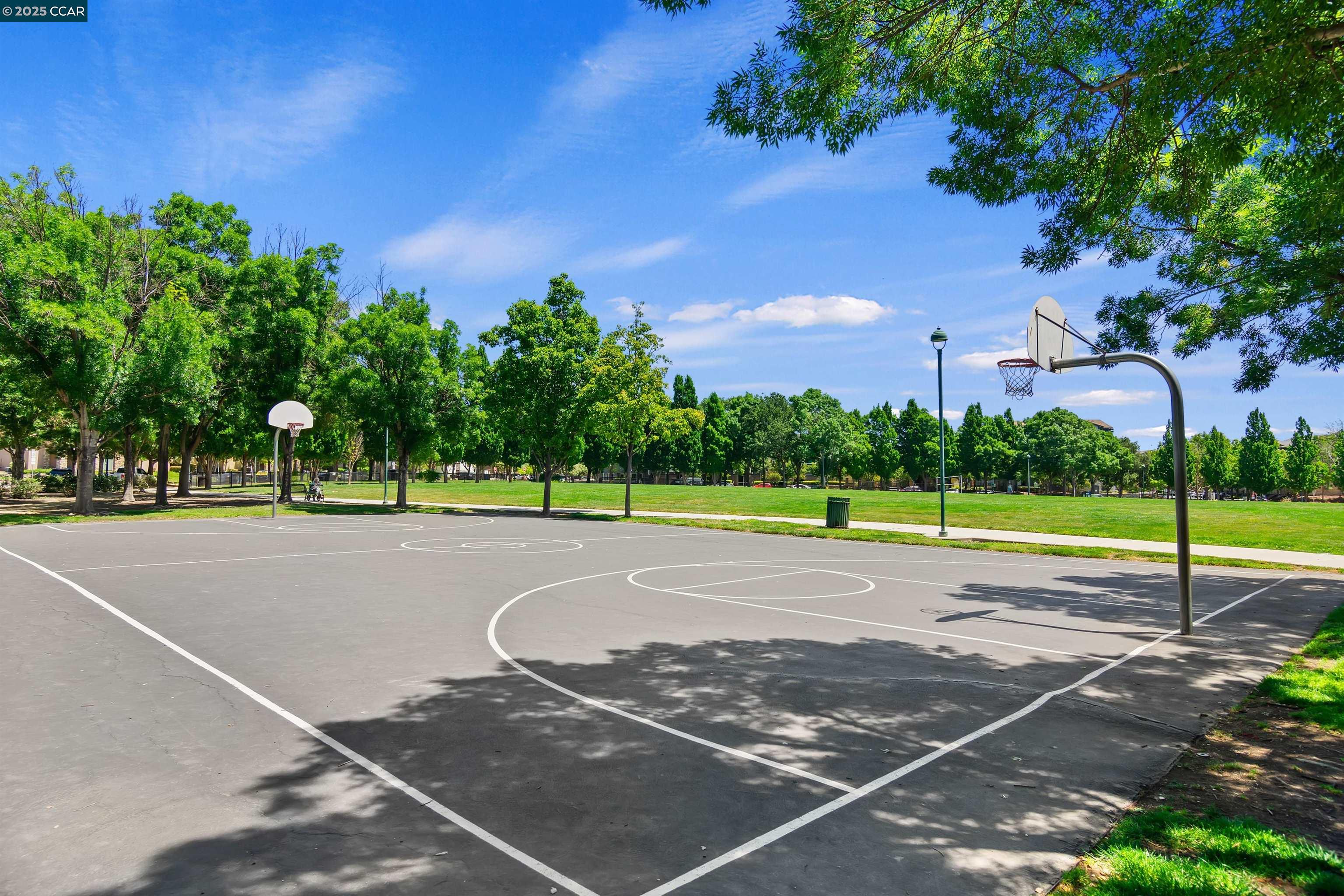 3240 Maguire Way # 401