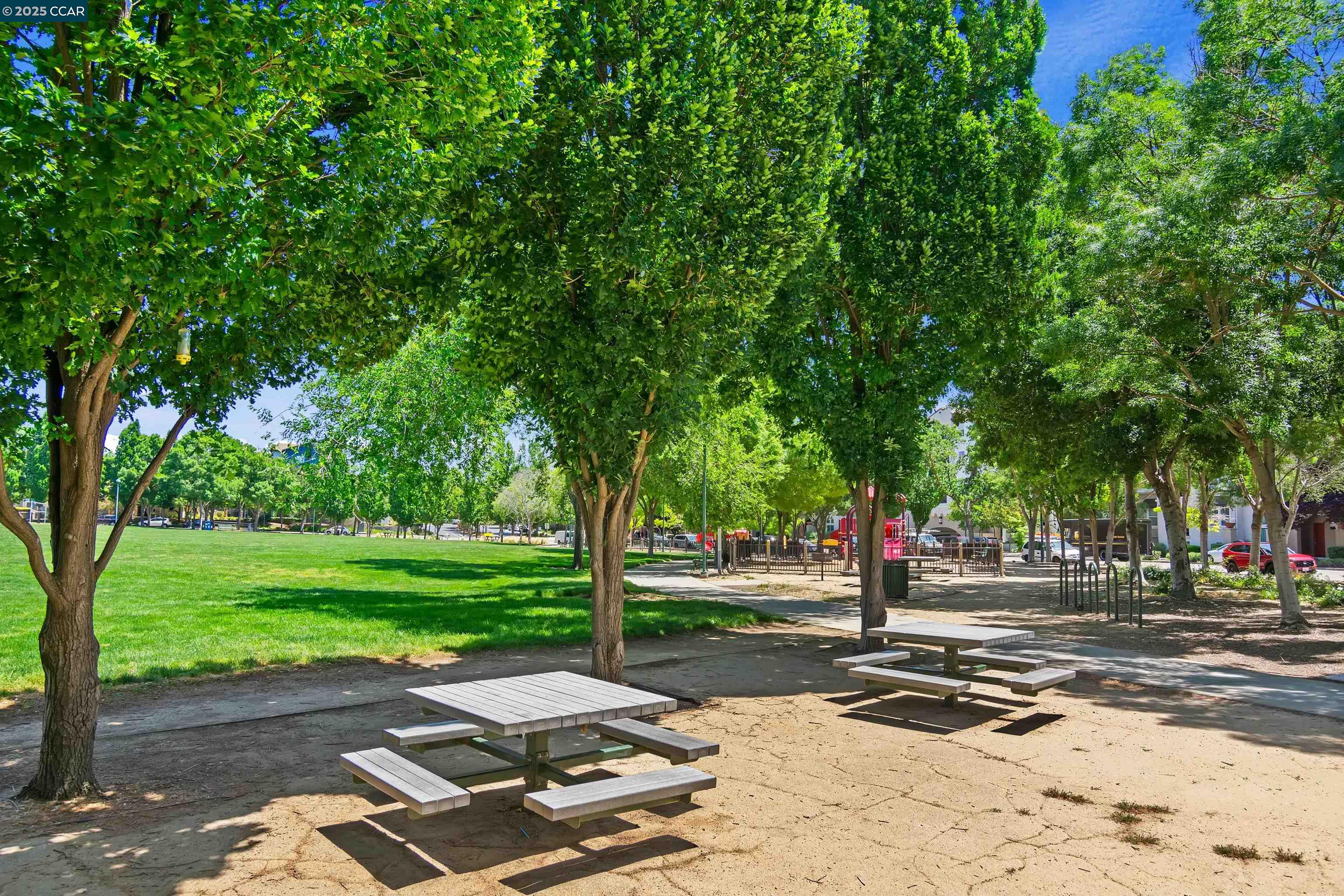 3240 Maguire Way # 401