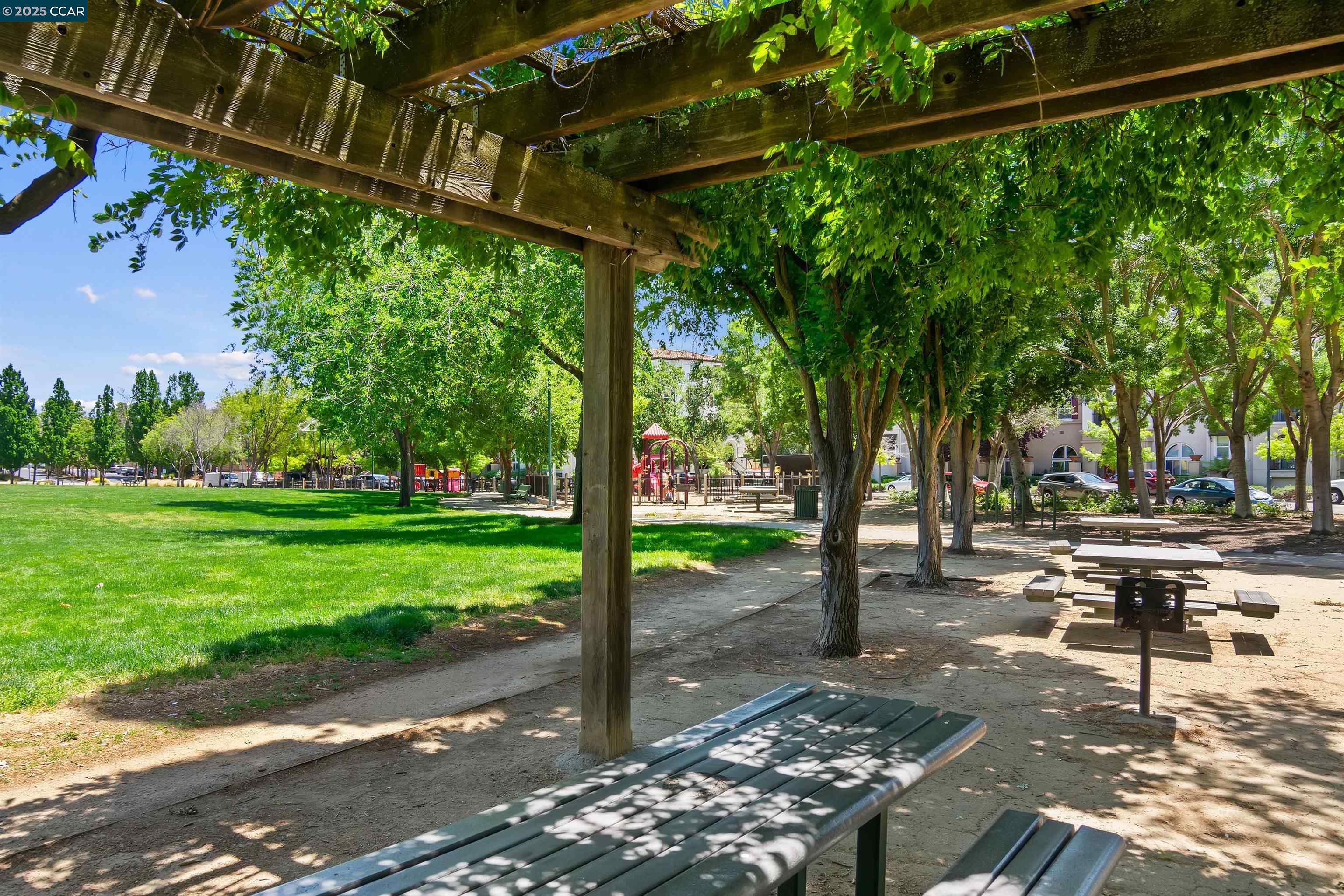 3240 Maguire Way # 401