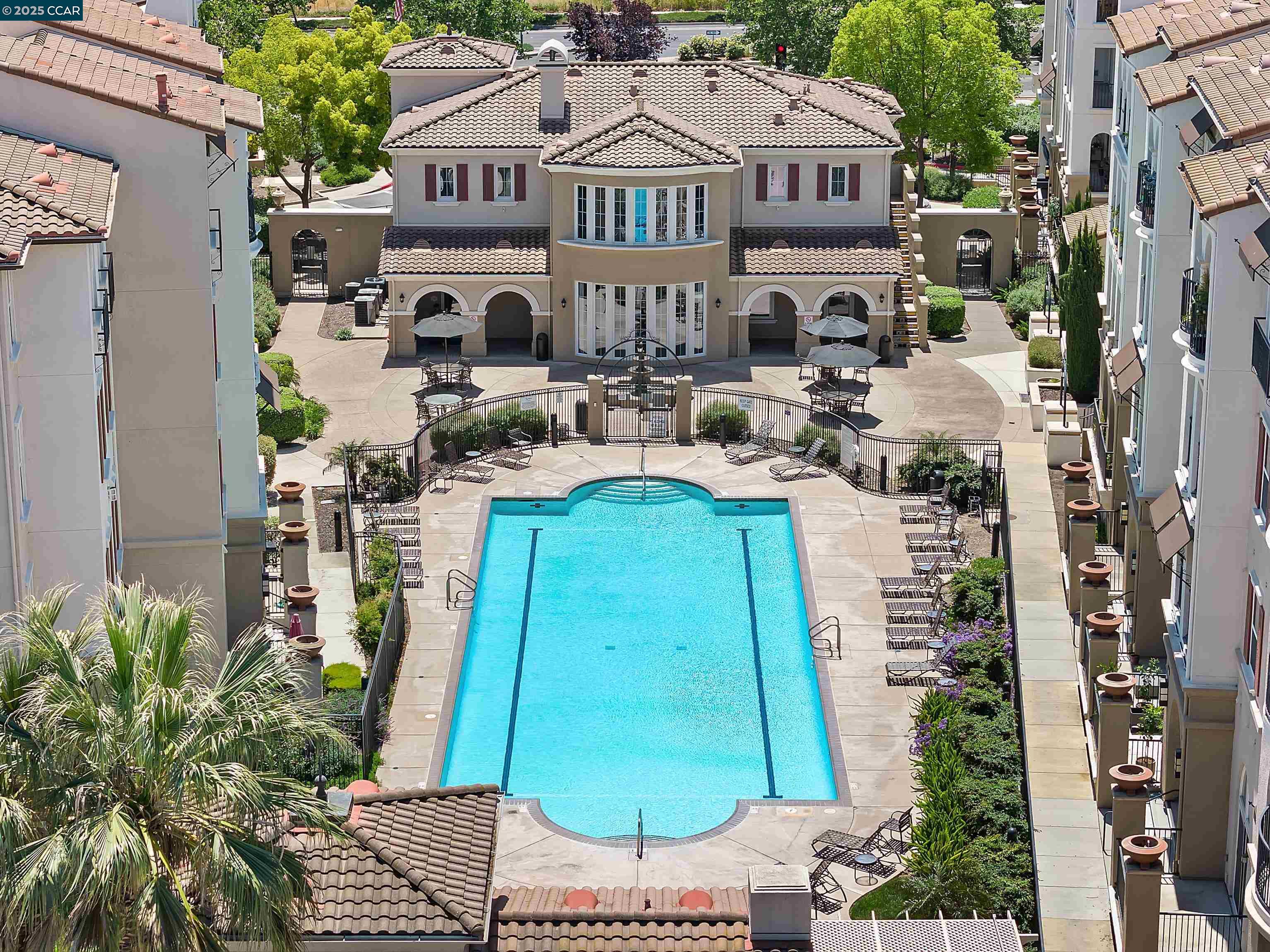 3240 Maguire Way # 401