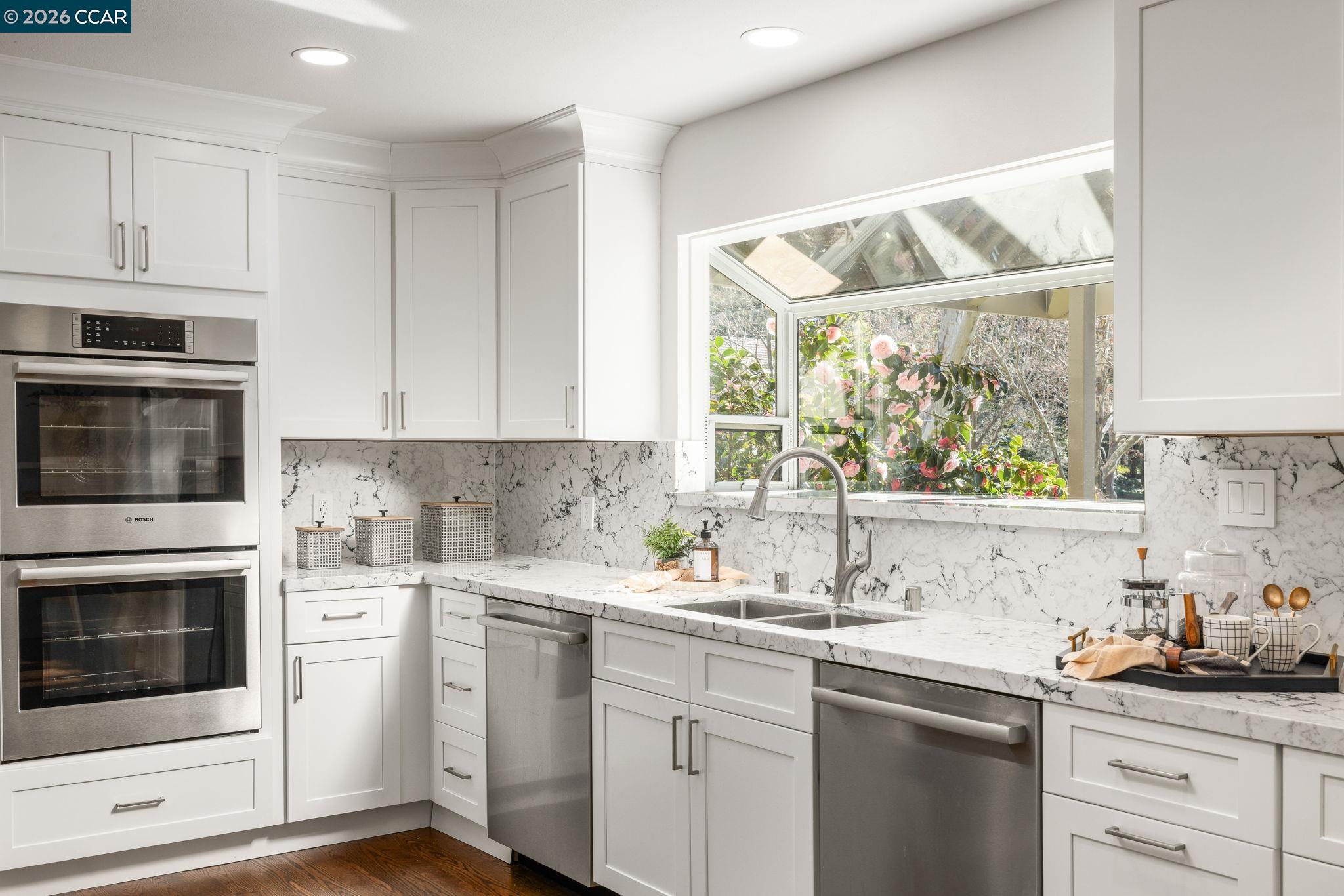 551 Blackhawk Club Dr