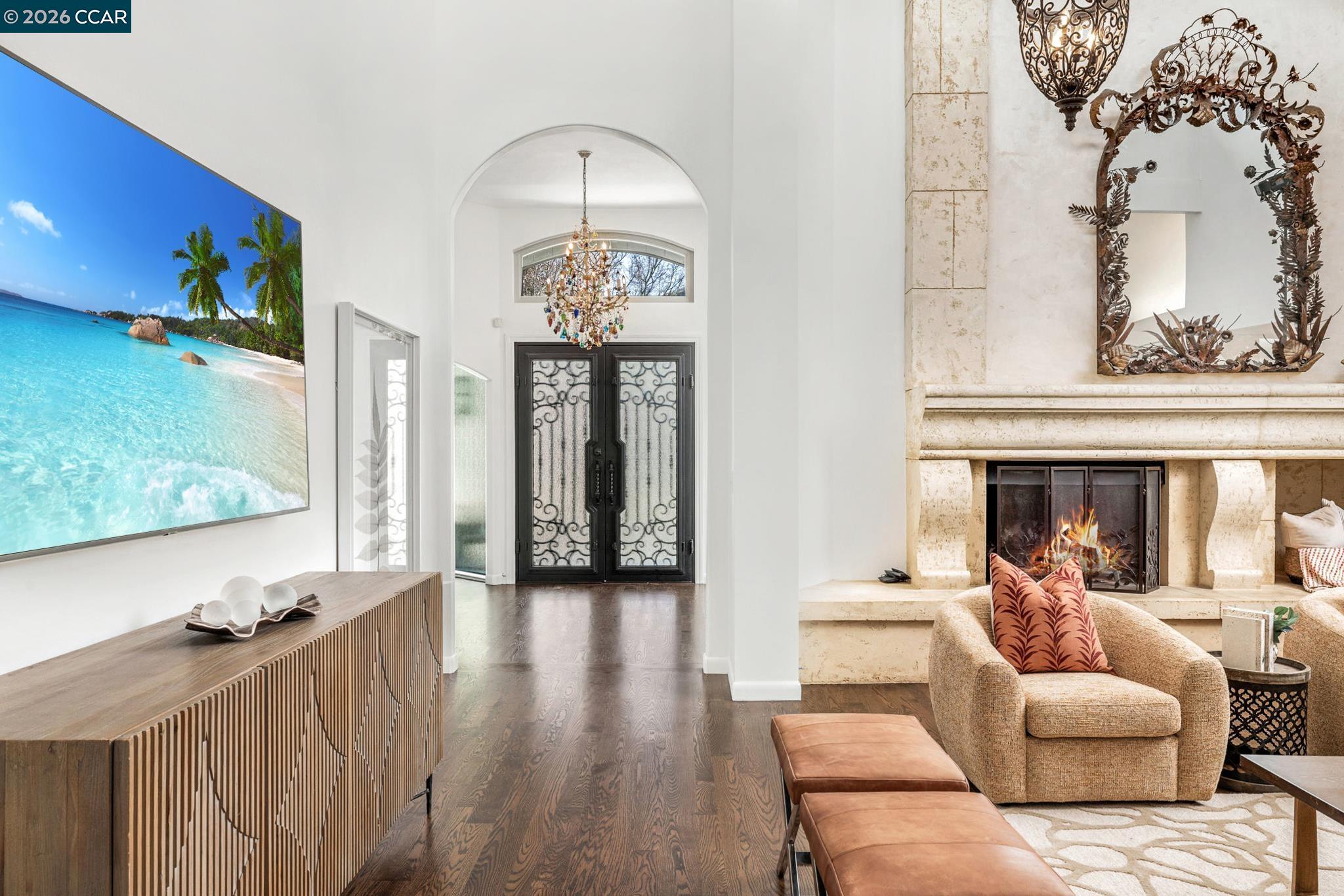 551 Blackhawk Club Dr