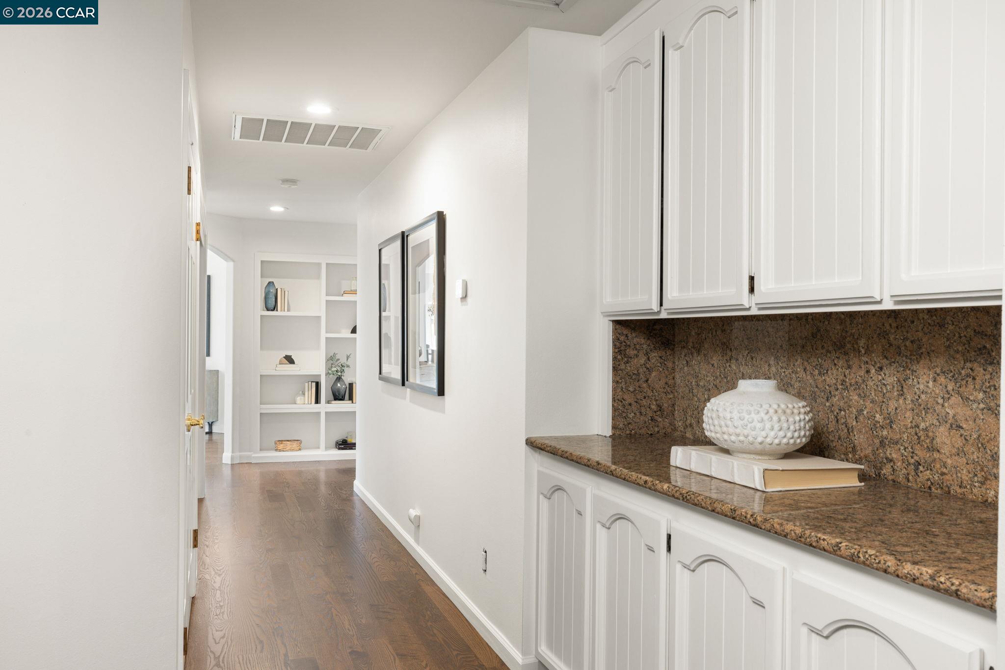 551 Blackhawk Club Dr