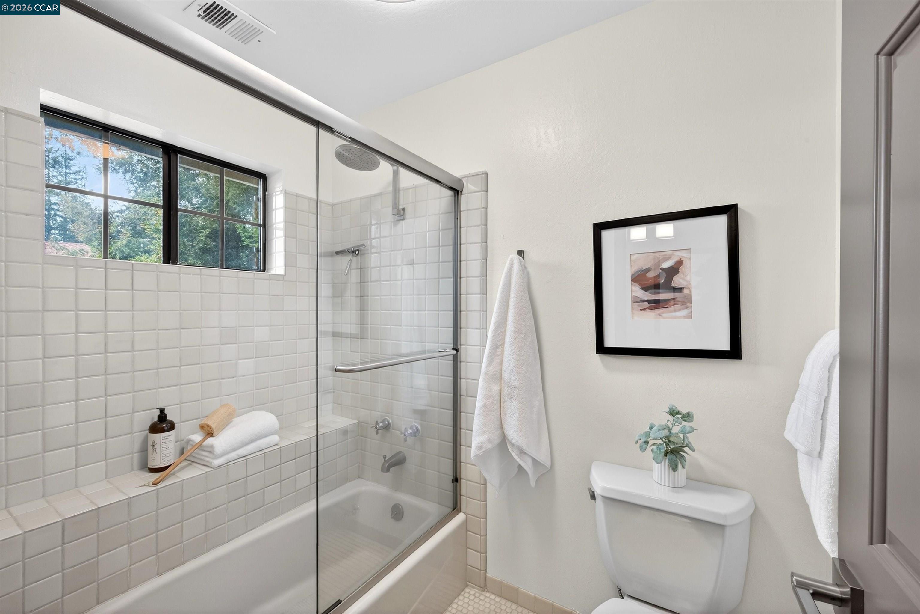 1219 Whispering Oaks Dr