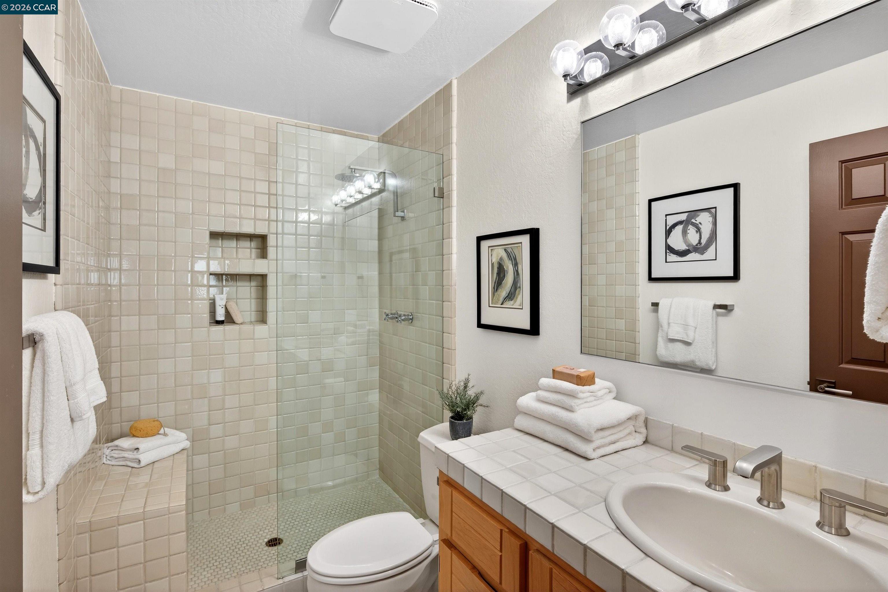 1219 Whispering Oaks Dr