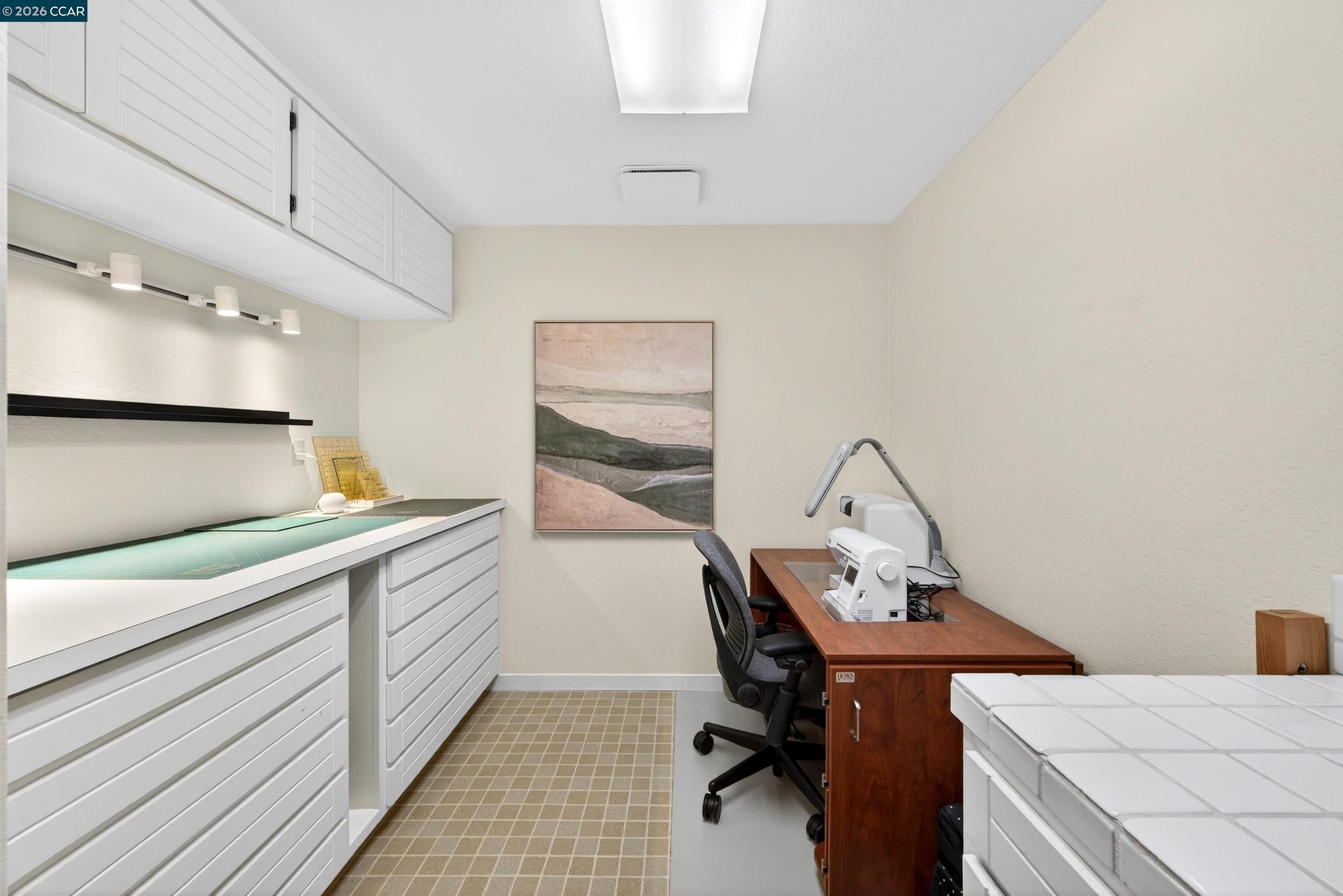 1219 Whispering Oaks Dr