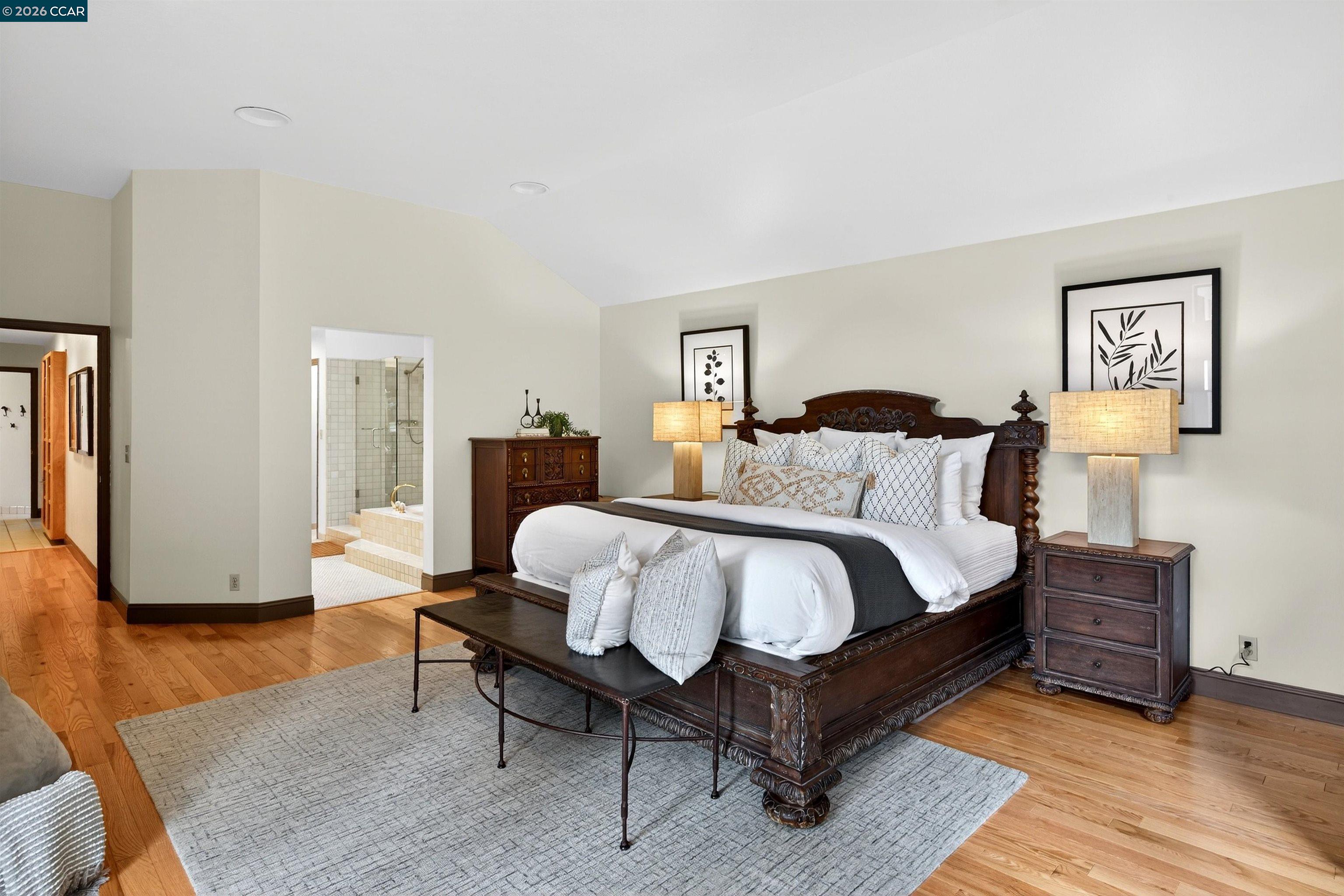 1219 Whispering Oaks Dr