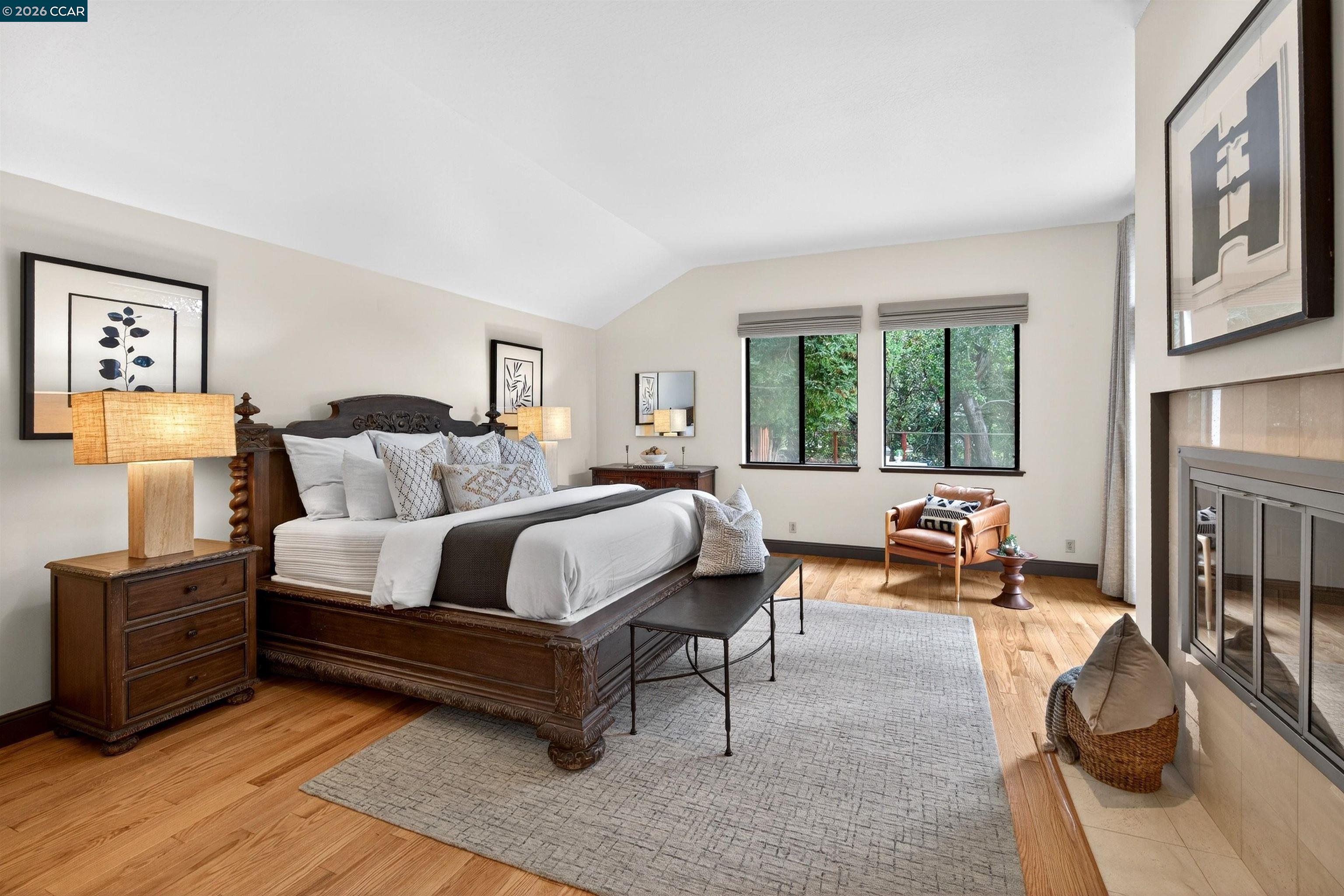 1219 Whispering Oaks Dr