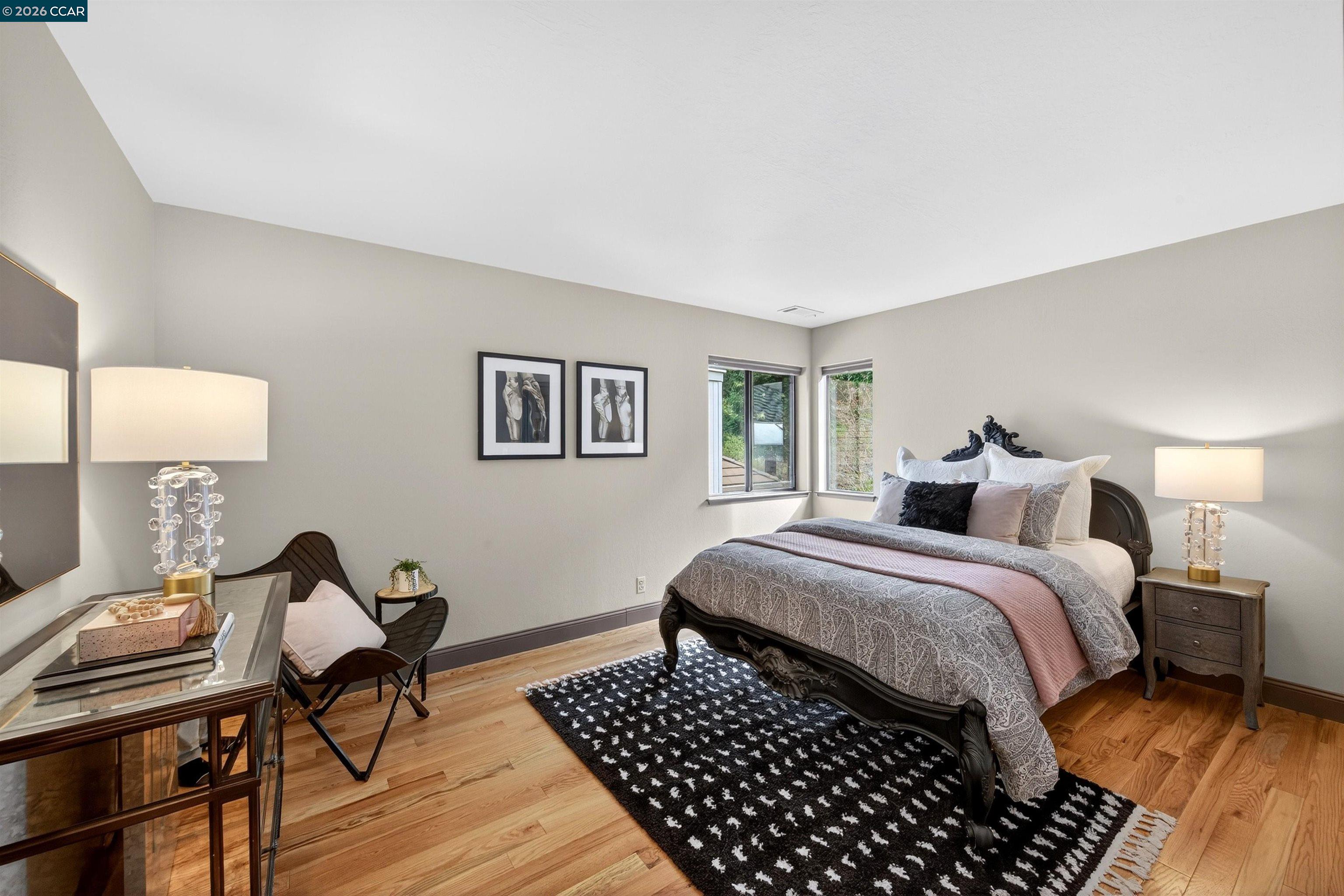 1219 Whispering Oaks Dr