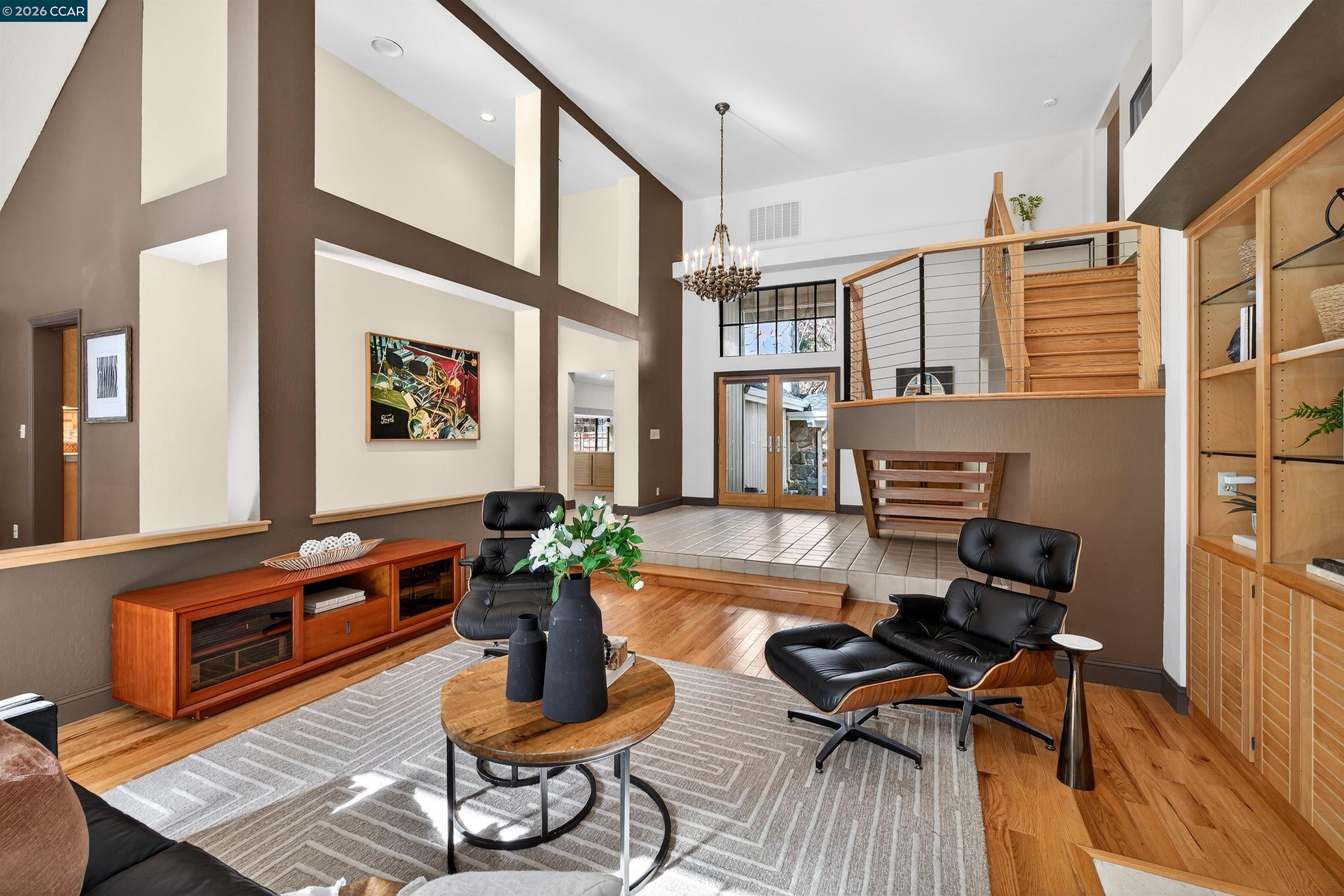 1219 Whispering Oaks Dr