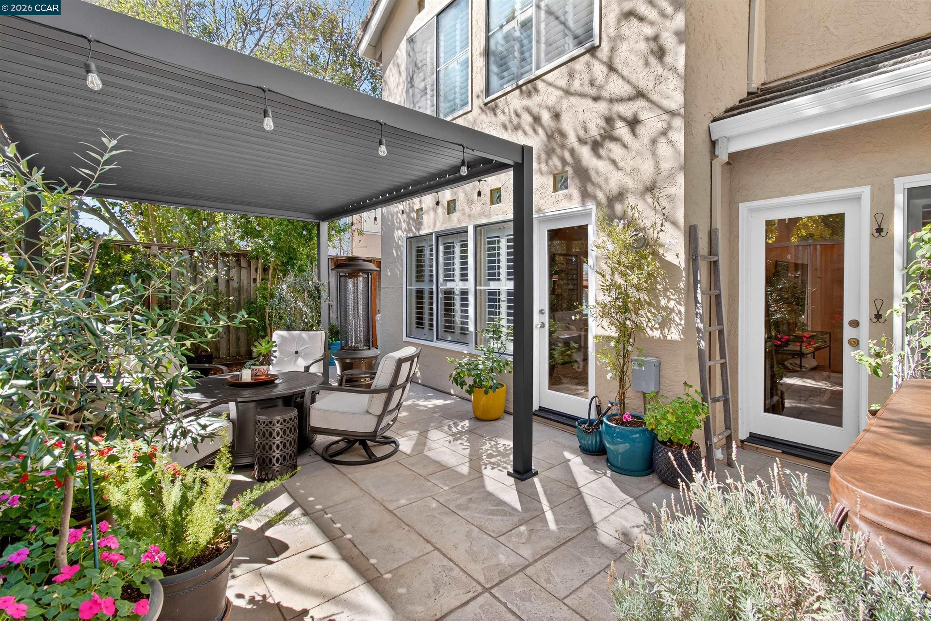 6206 Lakeview Cir