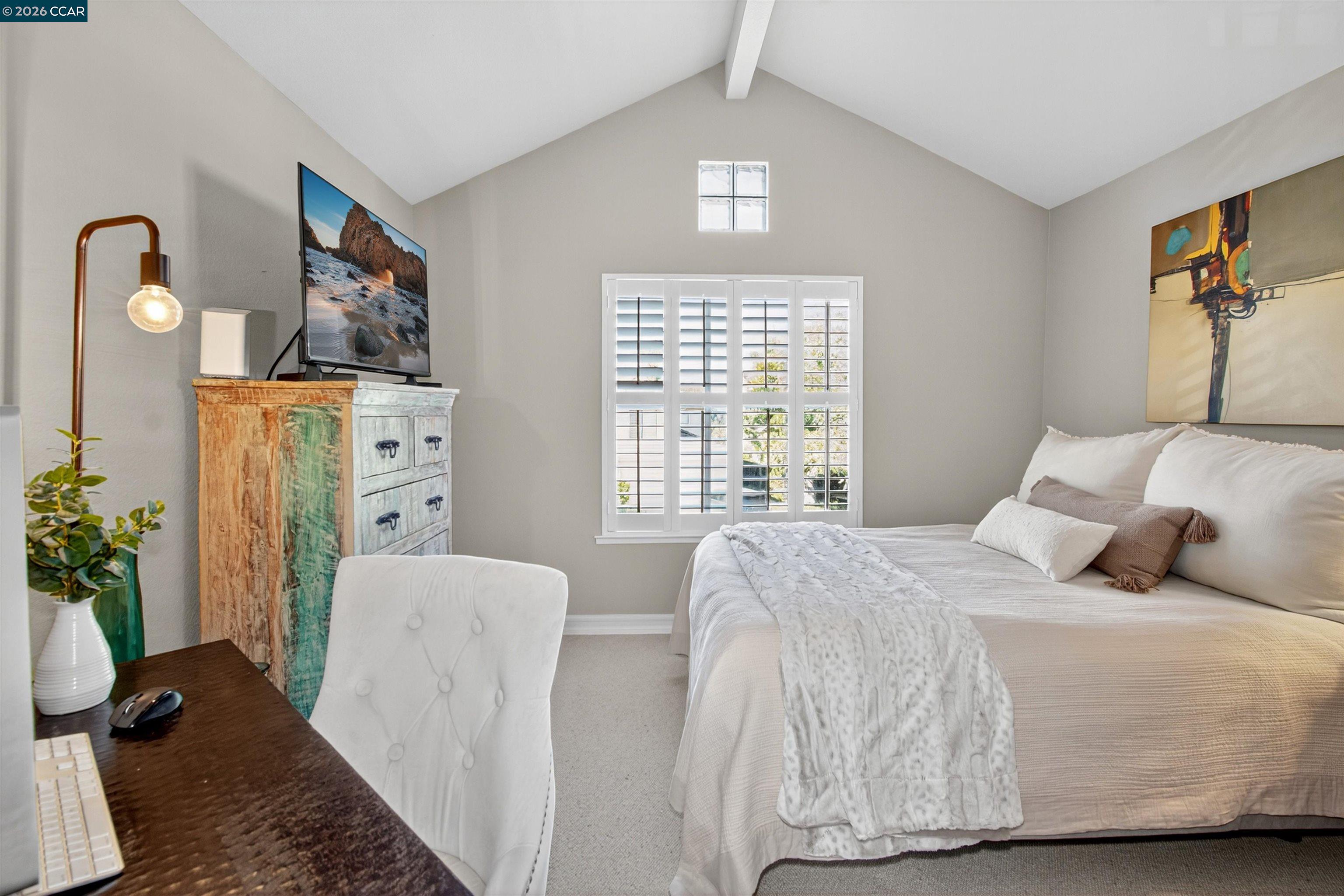 6206 Lakeview Cir