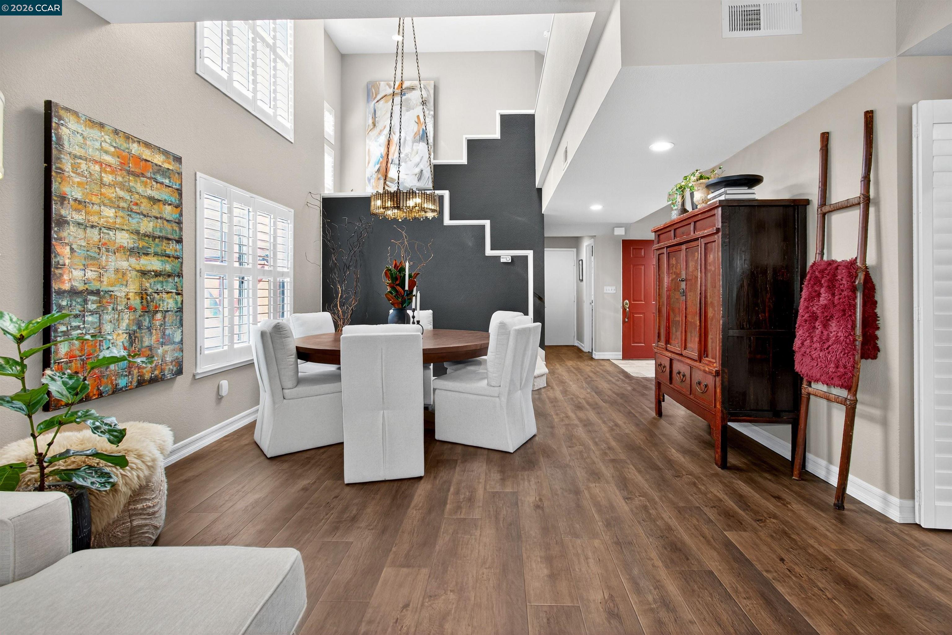 6206 Lakeview Cir