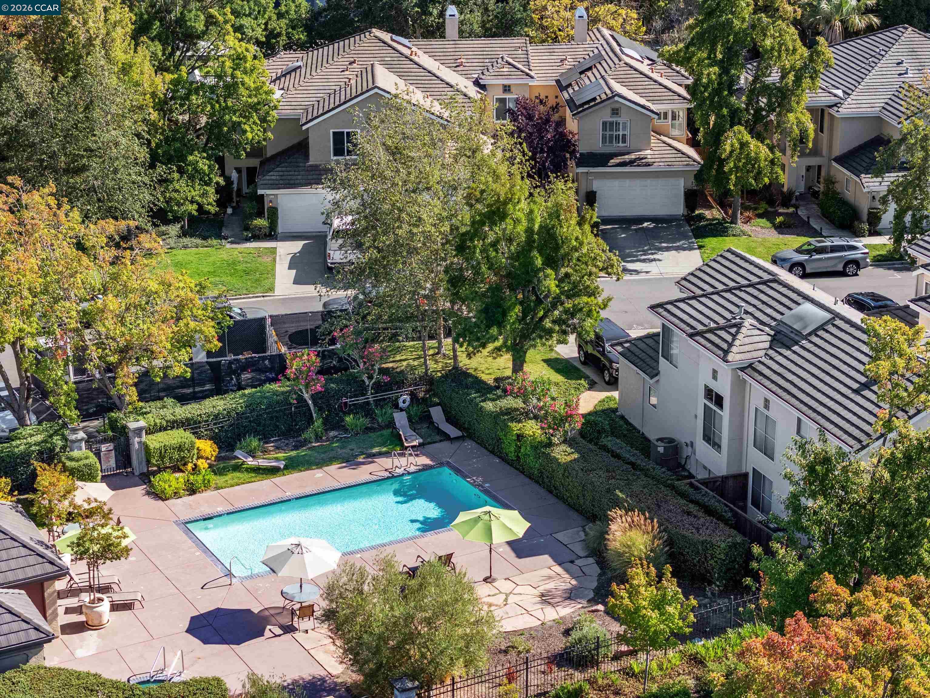 6206 Lakeview Cir