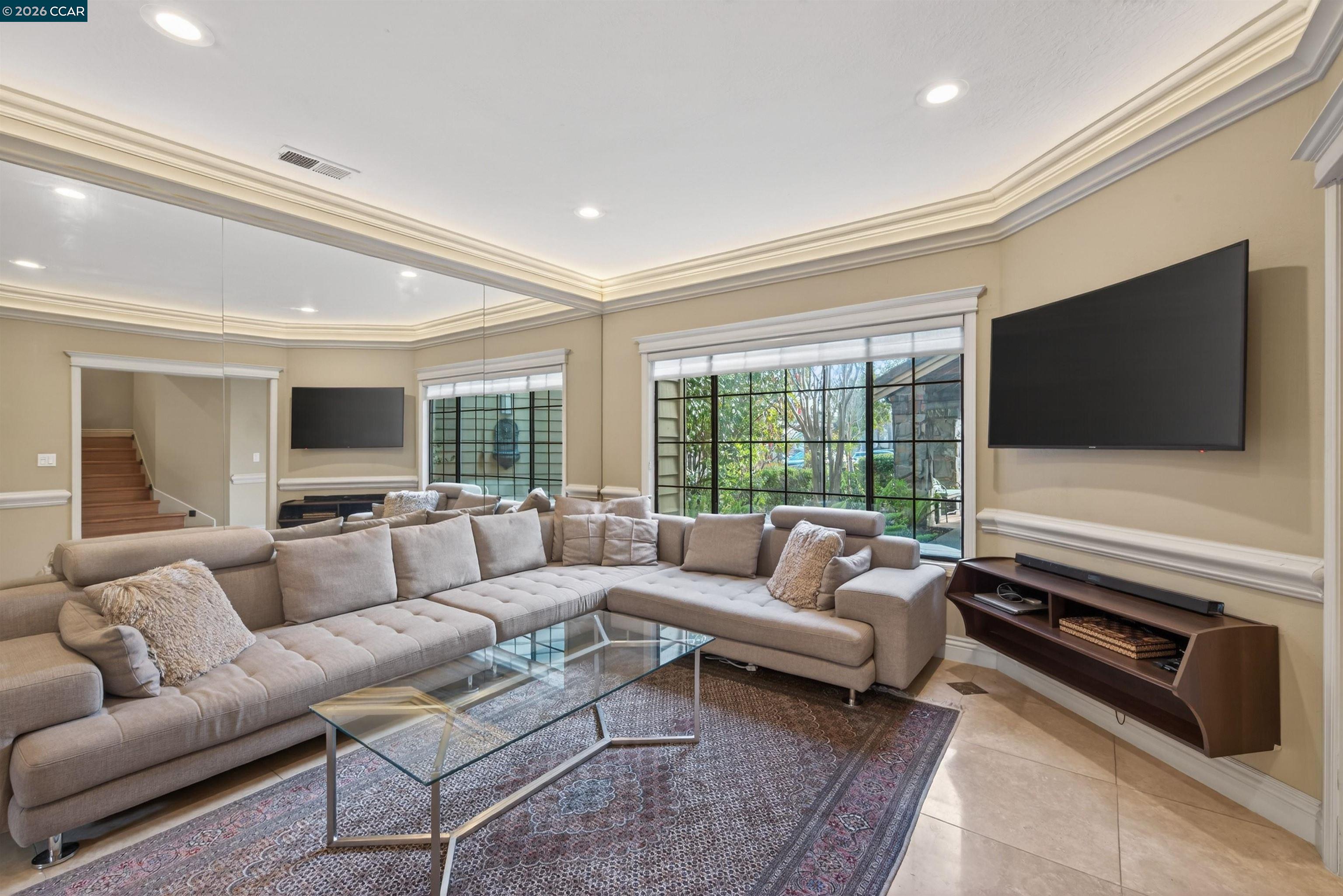 490 Eagle Valley Way