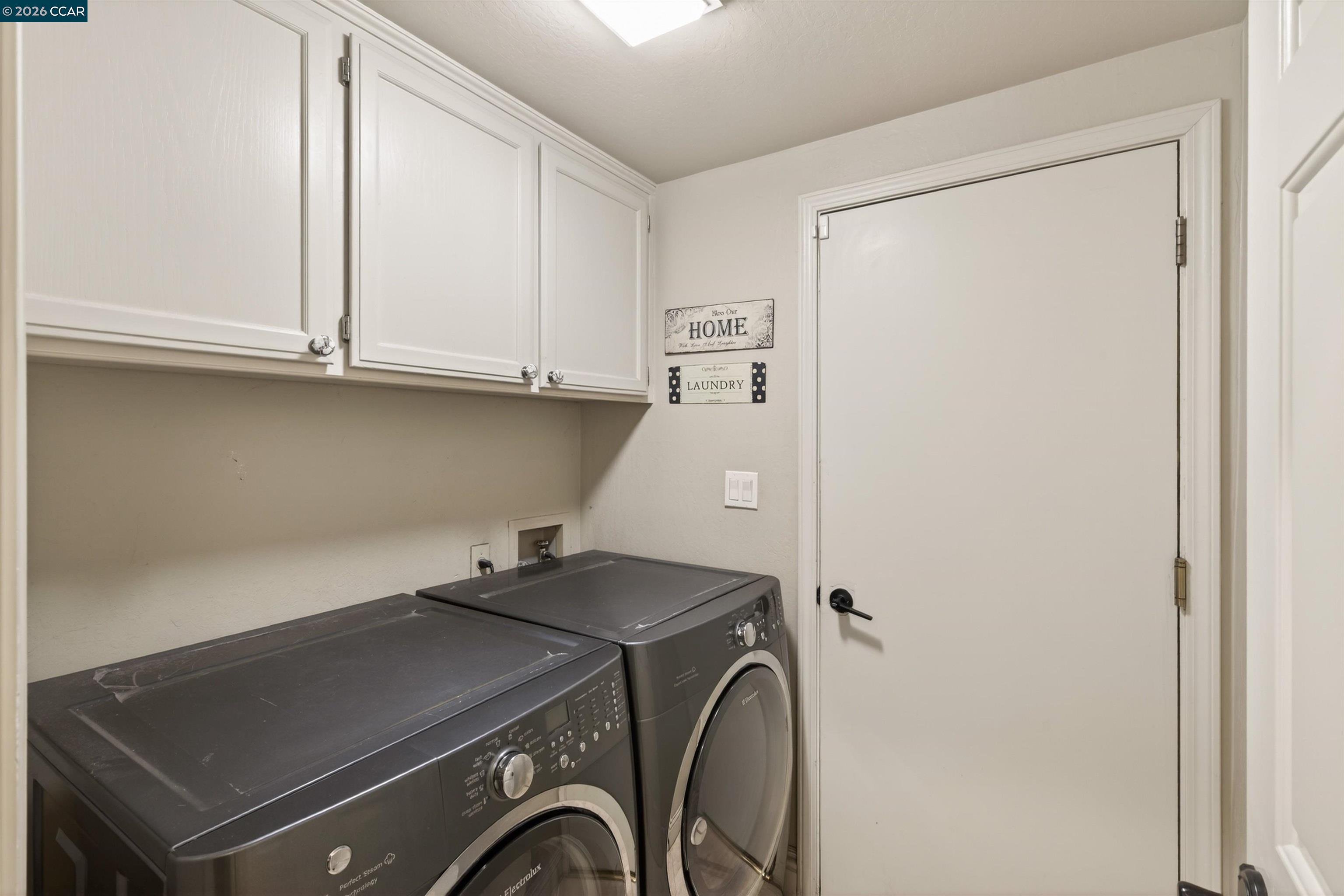 490 Eagle Valley Way