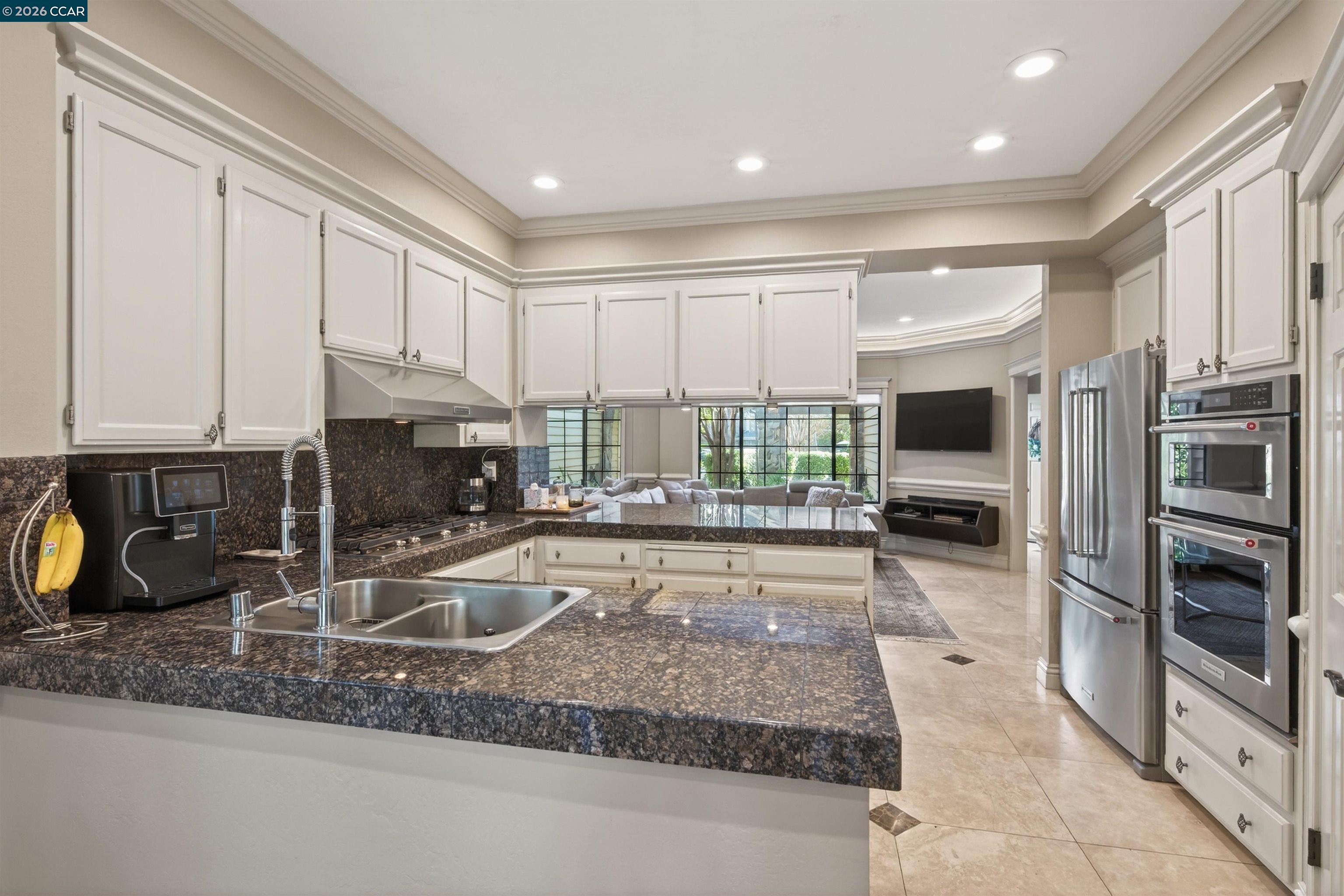 490 Eagle Valley Way