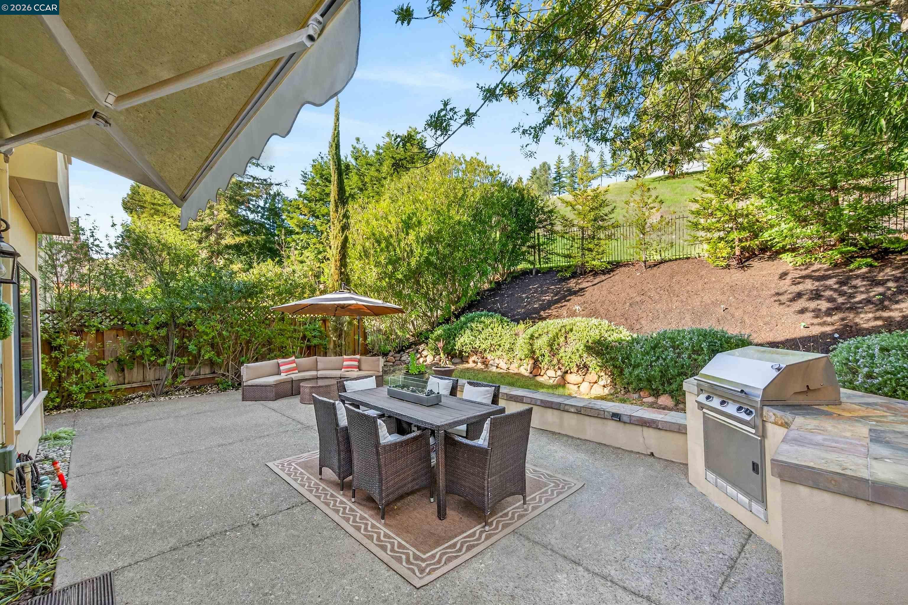 490 Eagle Valley Way