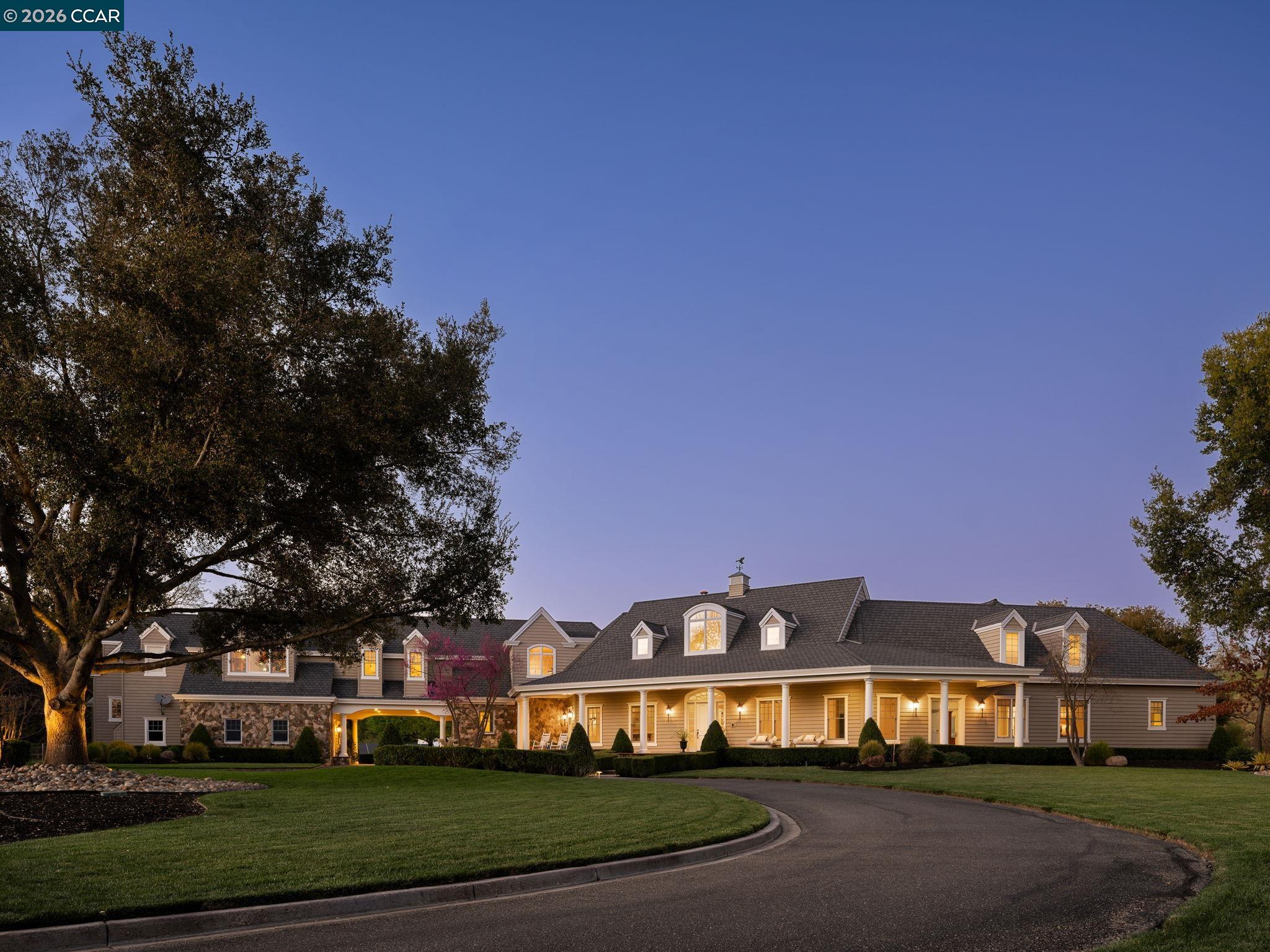 5401 Penny Ln