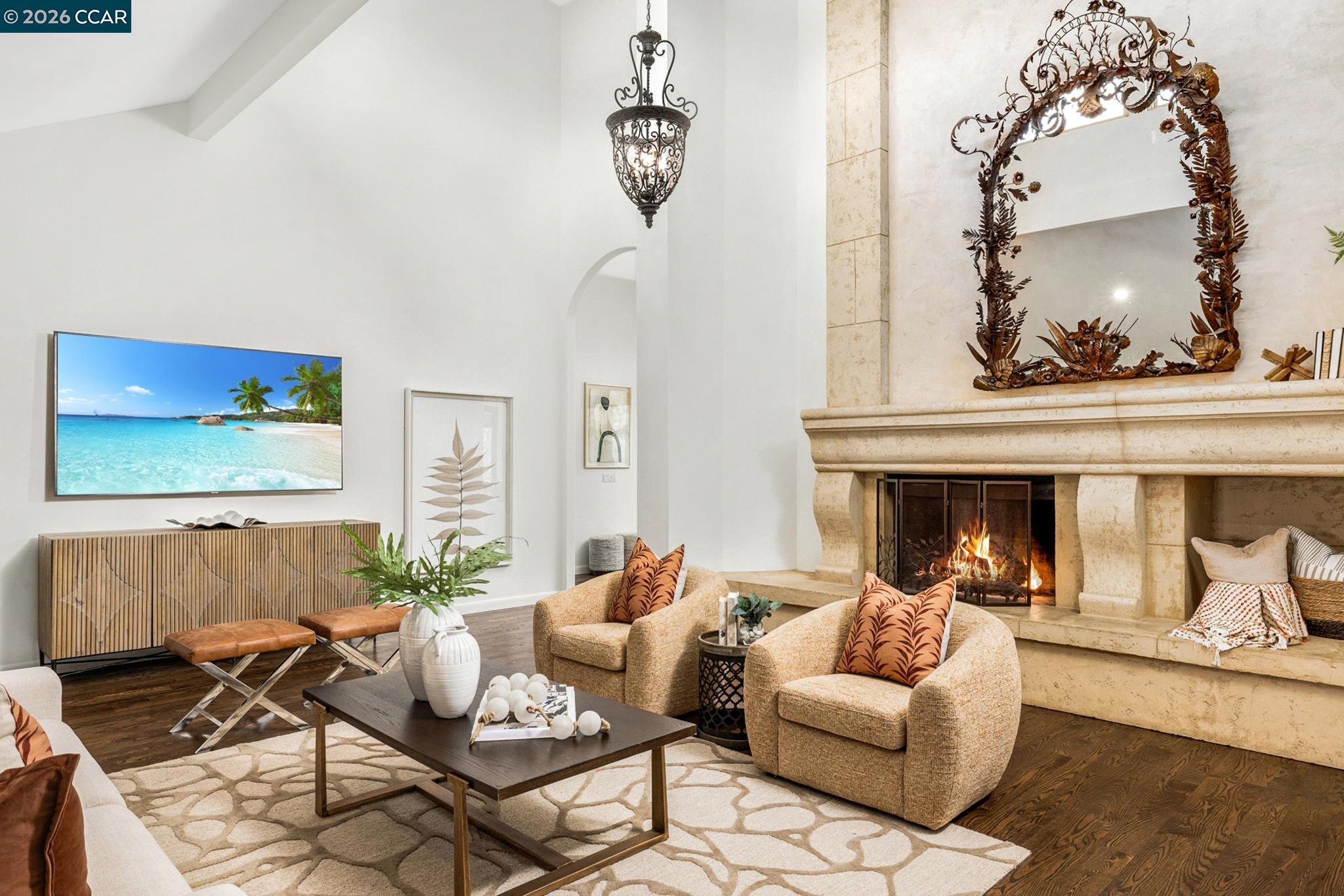 551 Blackhawk Club Dr