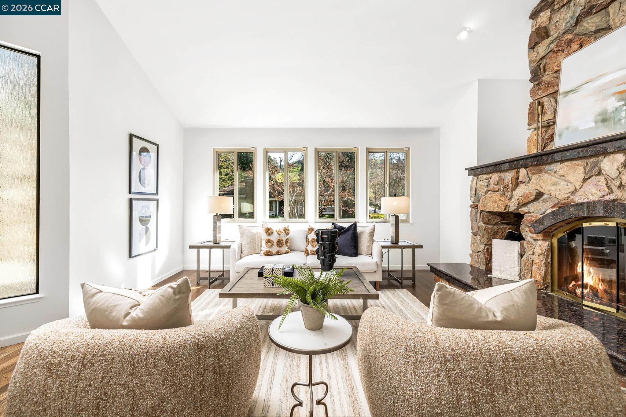 551 Blackhawk Club Dr