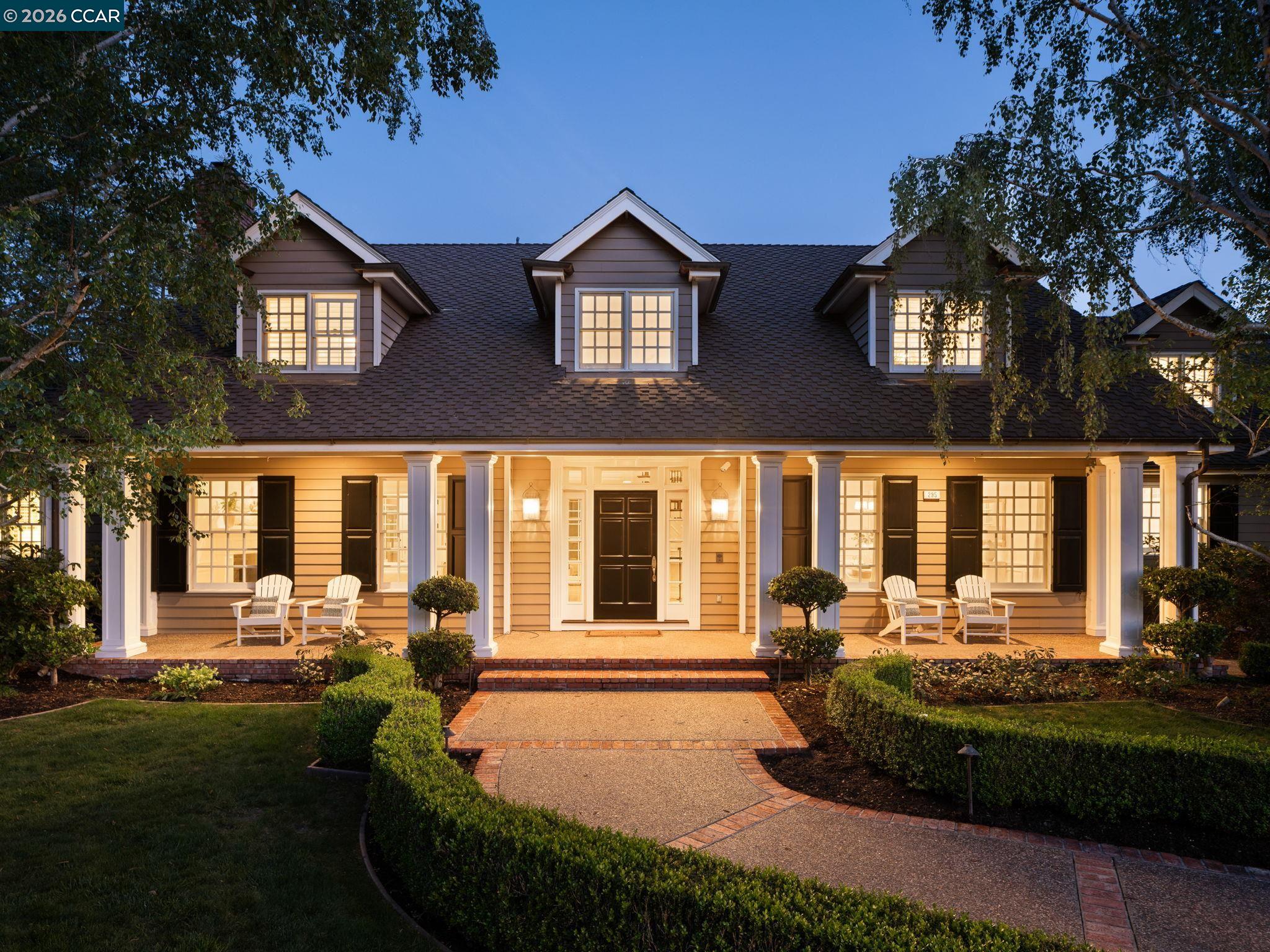 295 Barrington Ln