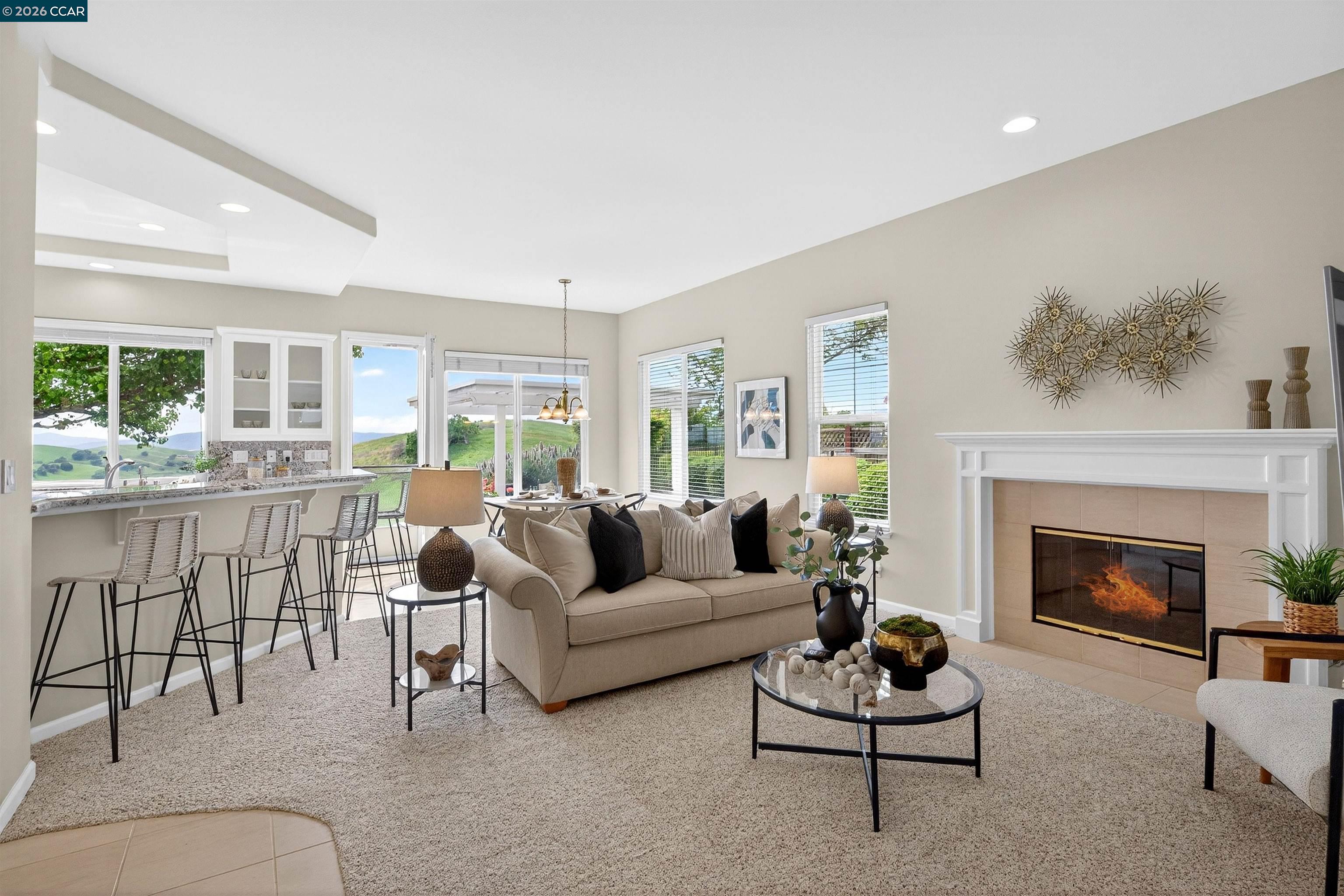 3643 Country Club Ter