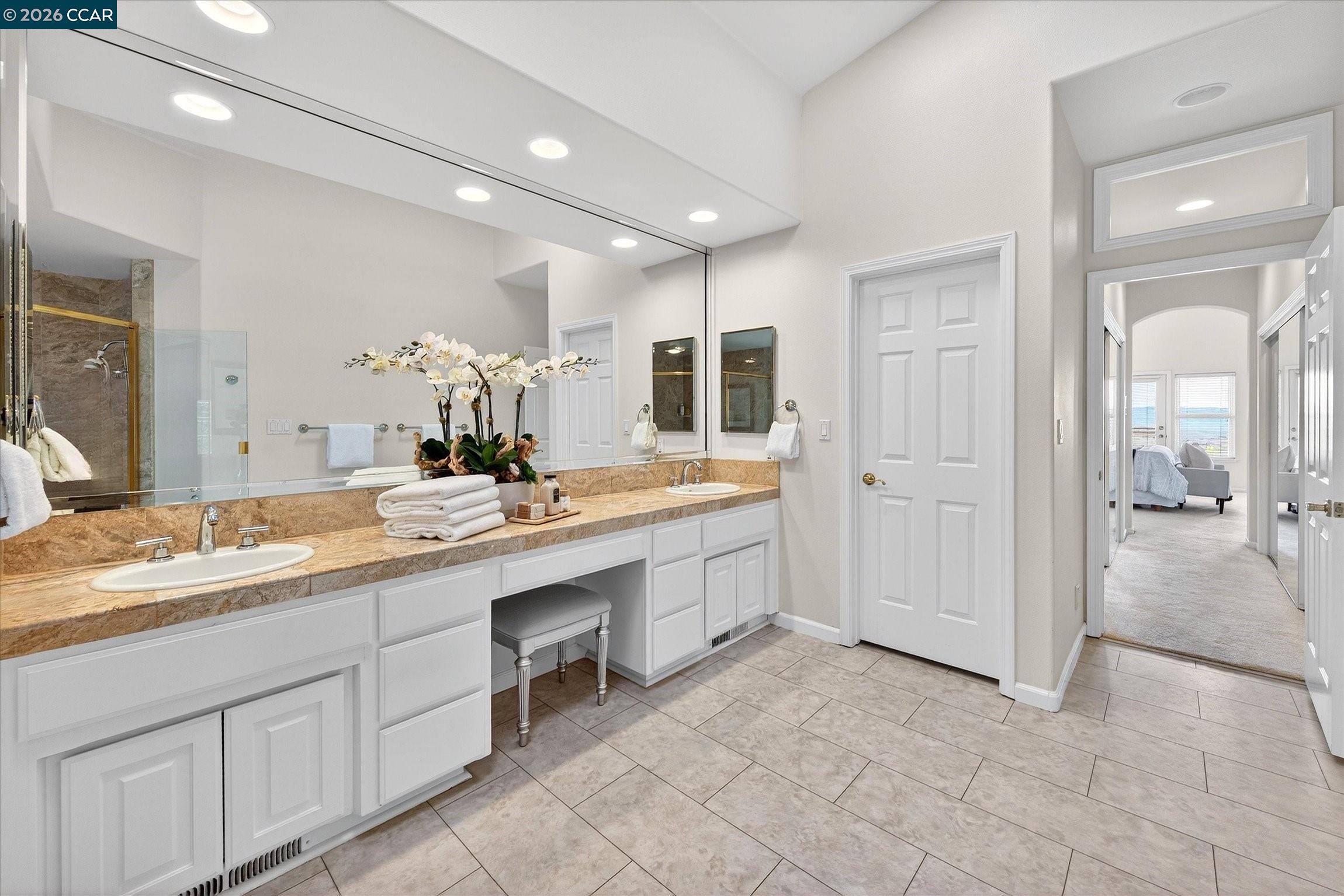 3643 Country Club Ter