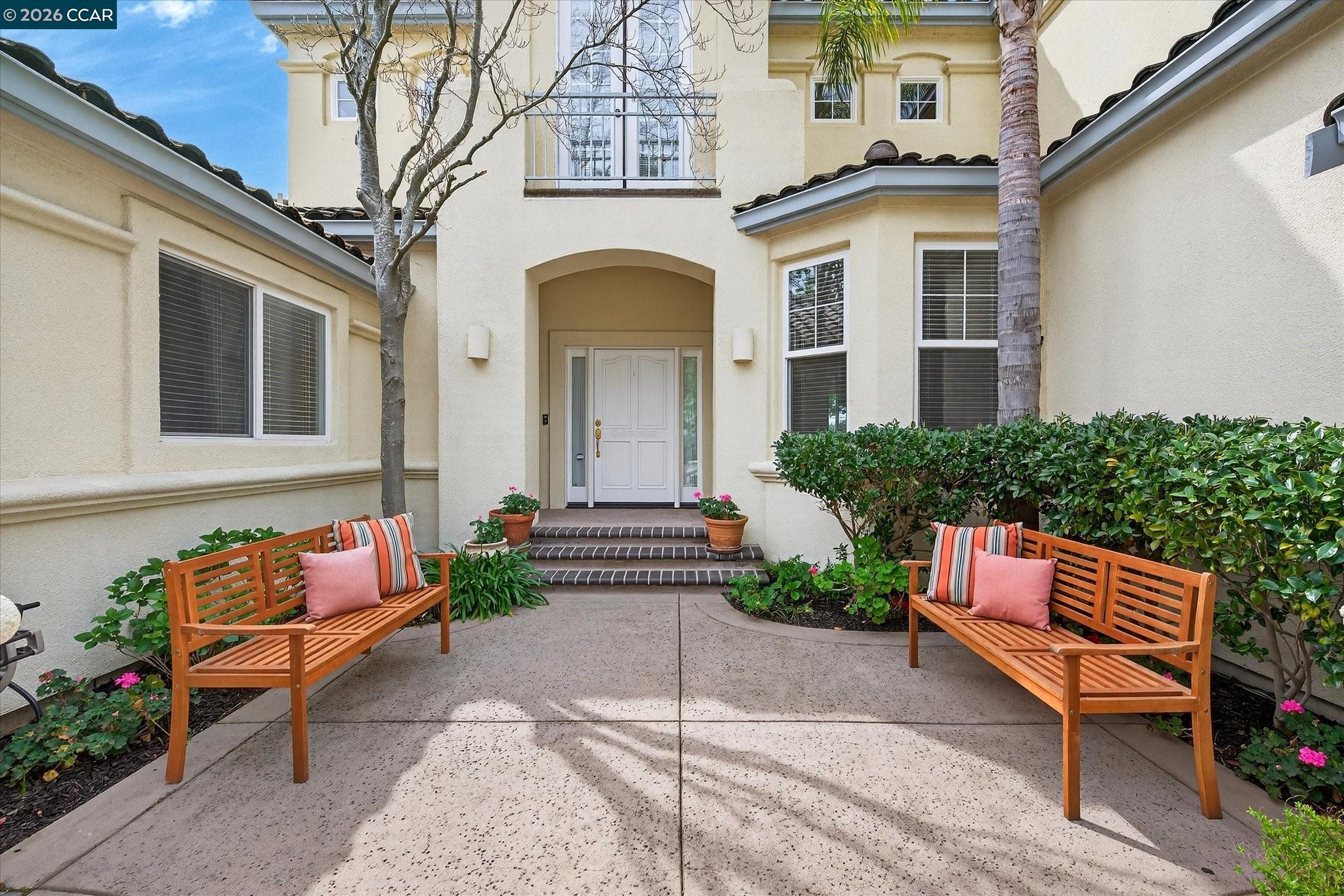 3643 Country Club Ter