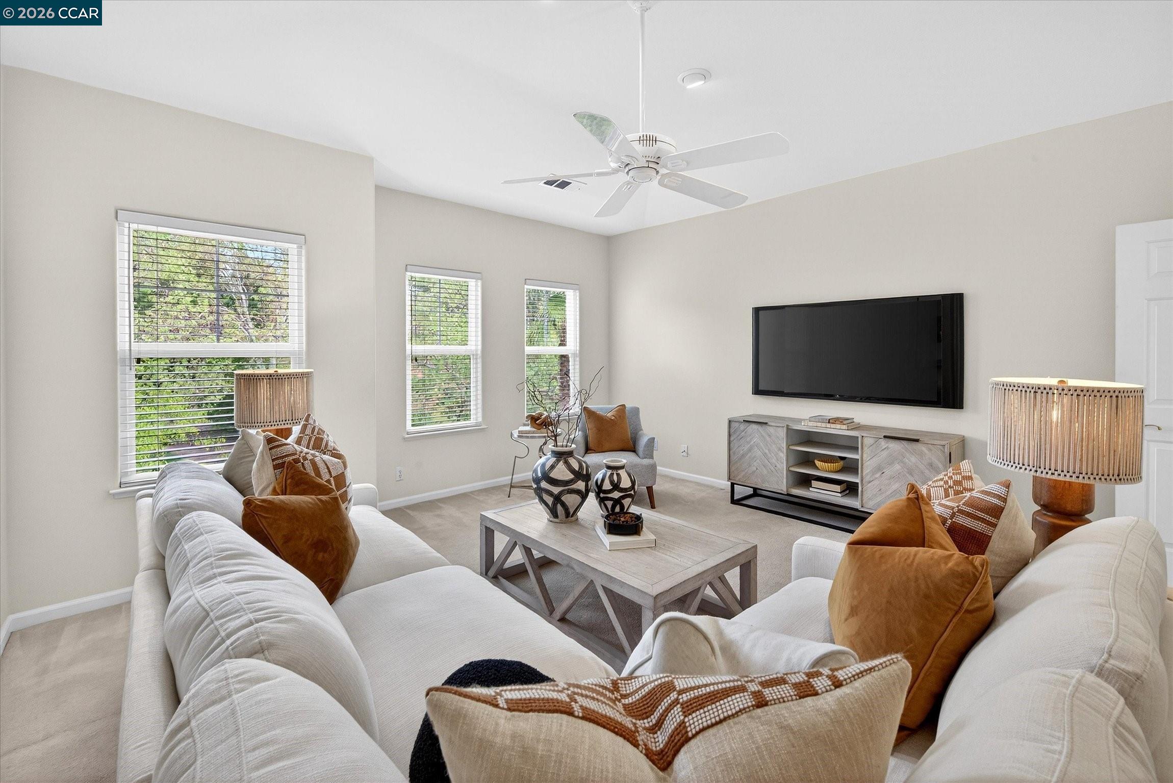 3643 Country Club Ter