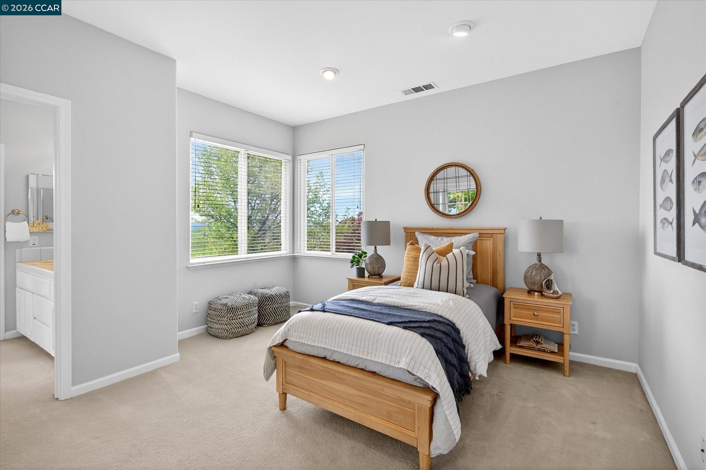 3643 Country Club Ter